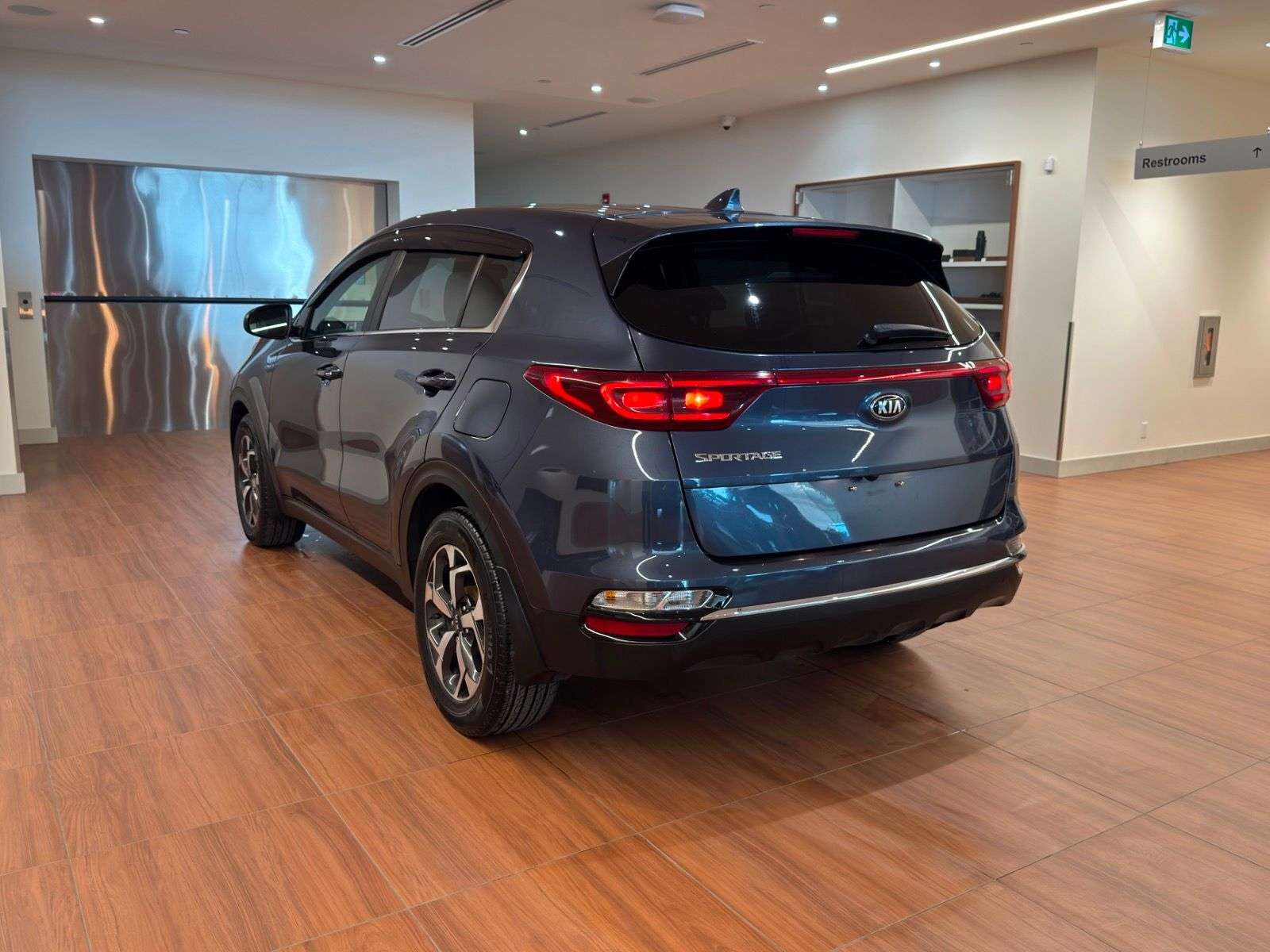 2022 Kia Sportage | LX MODEL, LOW MILEAGE — снимка 1
