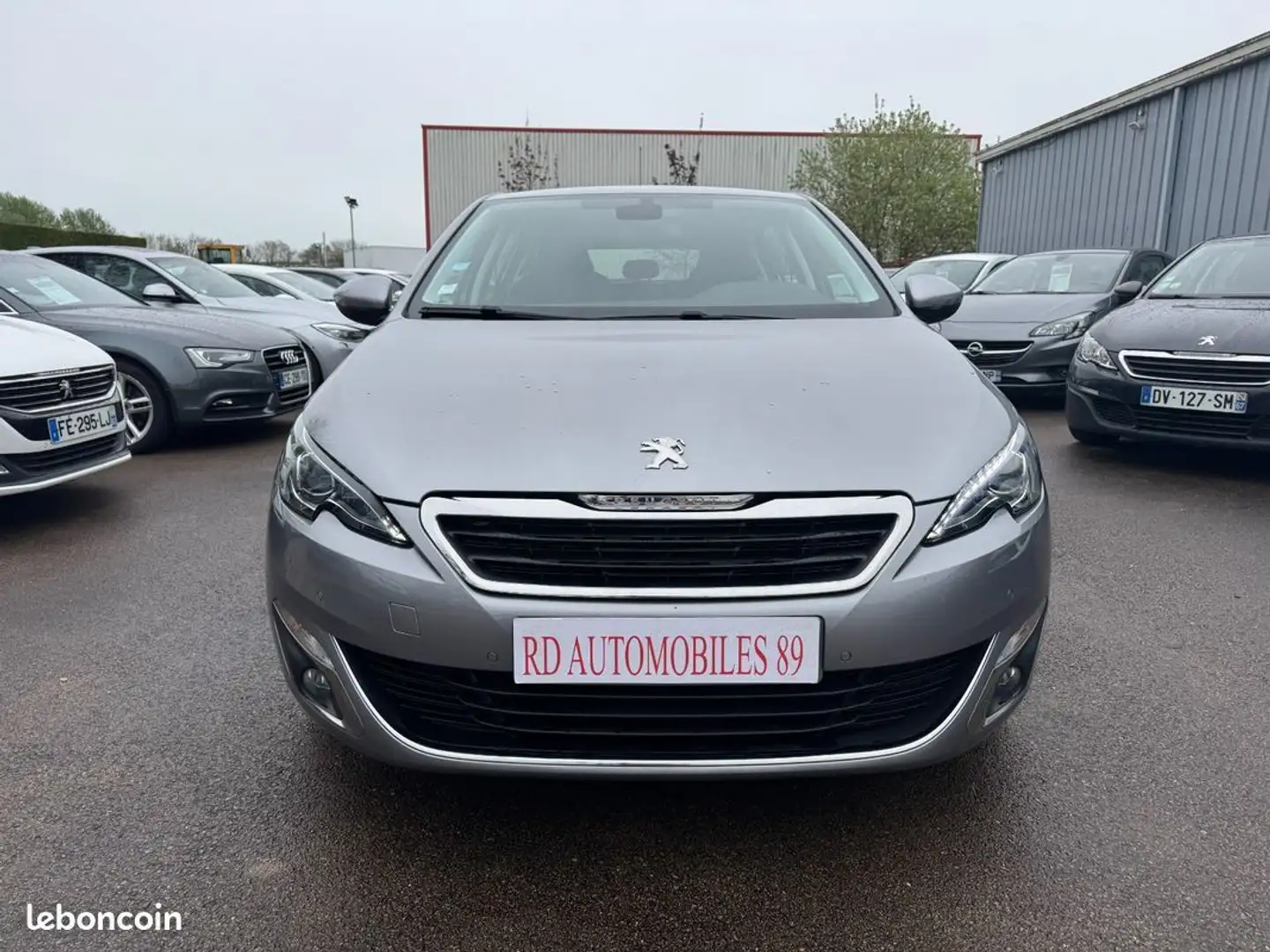 Peugeot 308 1.2 PTEC 130 CH Allure Gris - 2