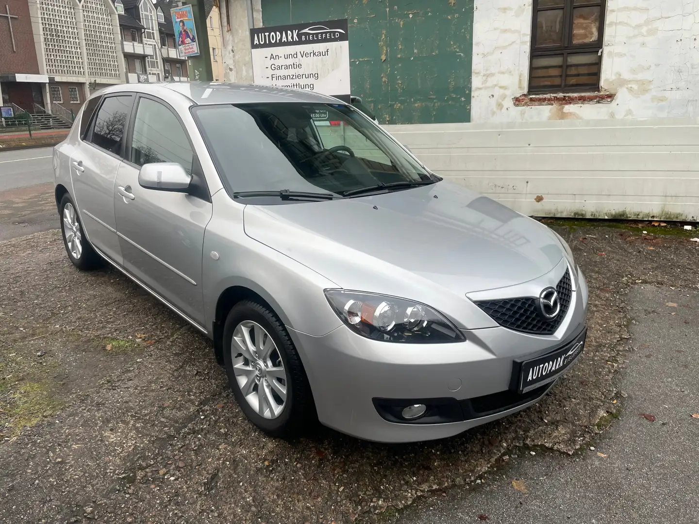 Mazda 3 1.6 Sport Aut. Active / 2.Hand / Klimaautomatik Argent - 1