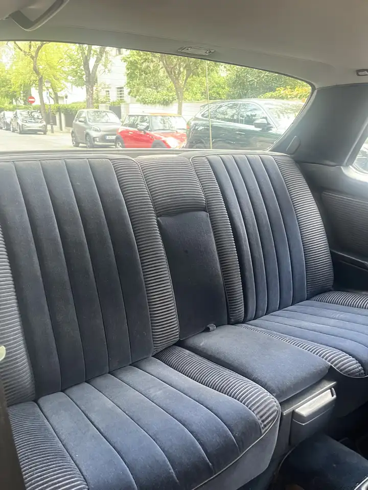 Mercedes-Benz 230 CE Coupé (C123) de 1982., foto 10