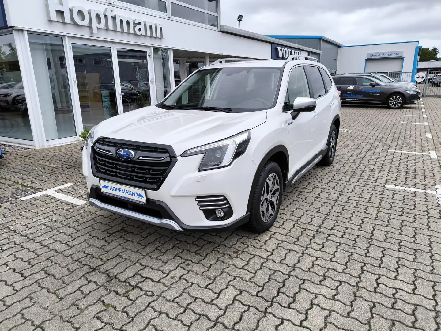 Subaru Forester 2.0ie e-Boxer Comfort LED/ACC/BLIS Weiß - 1