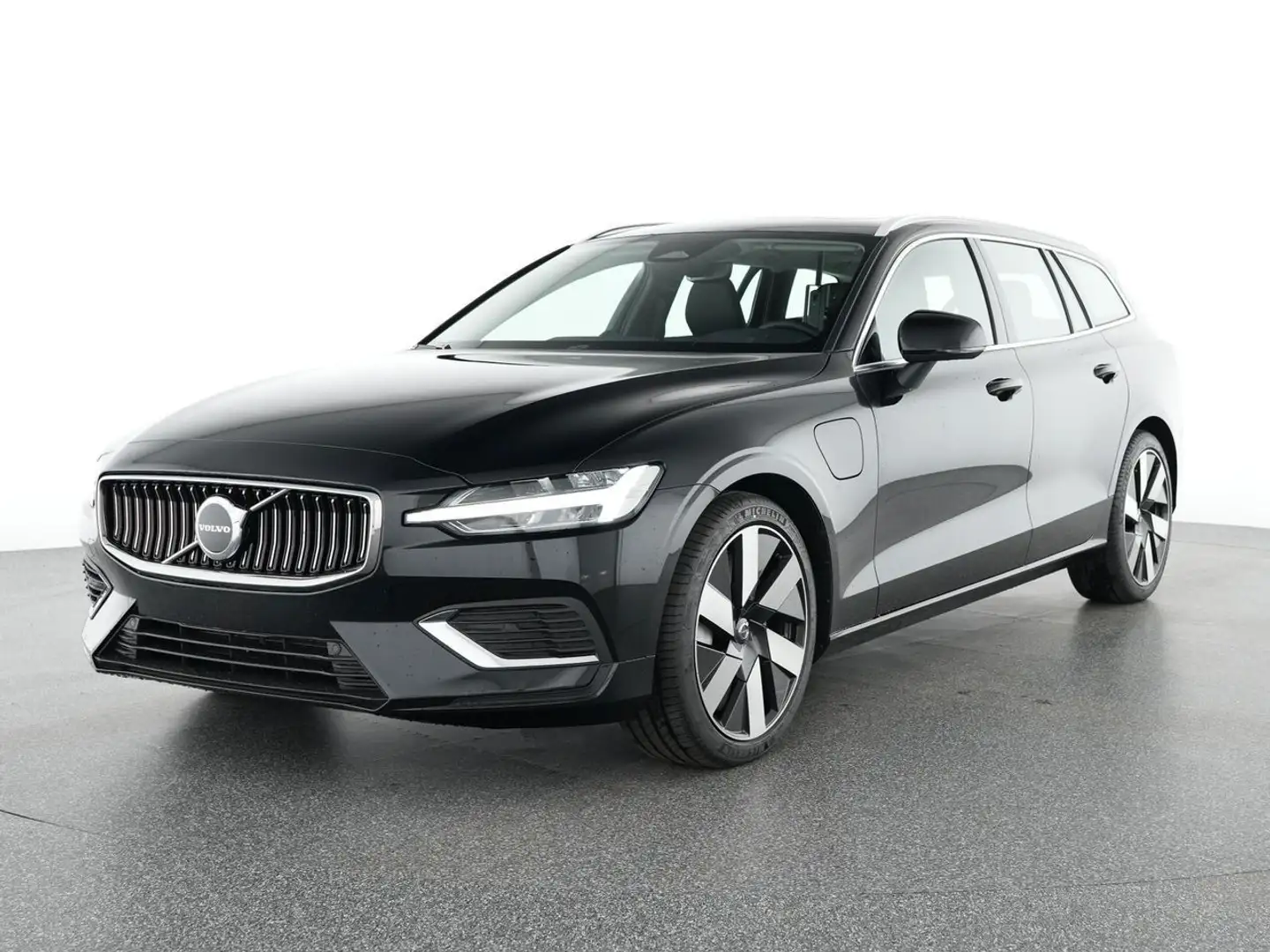 Volvo V60 T6 Recharge Plus Bright - Bowers, Pano Schwarz - 1