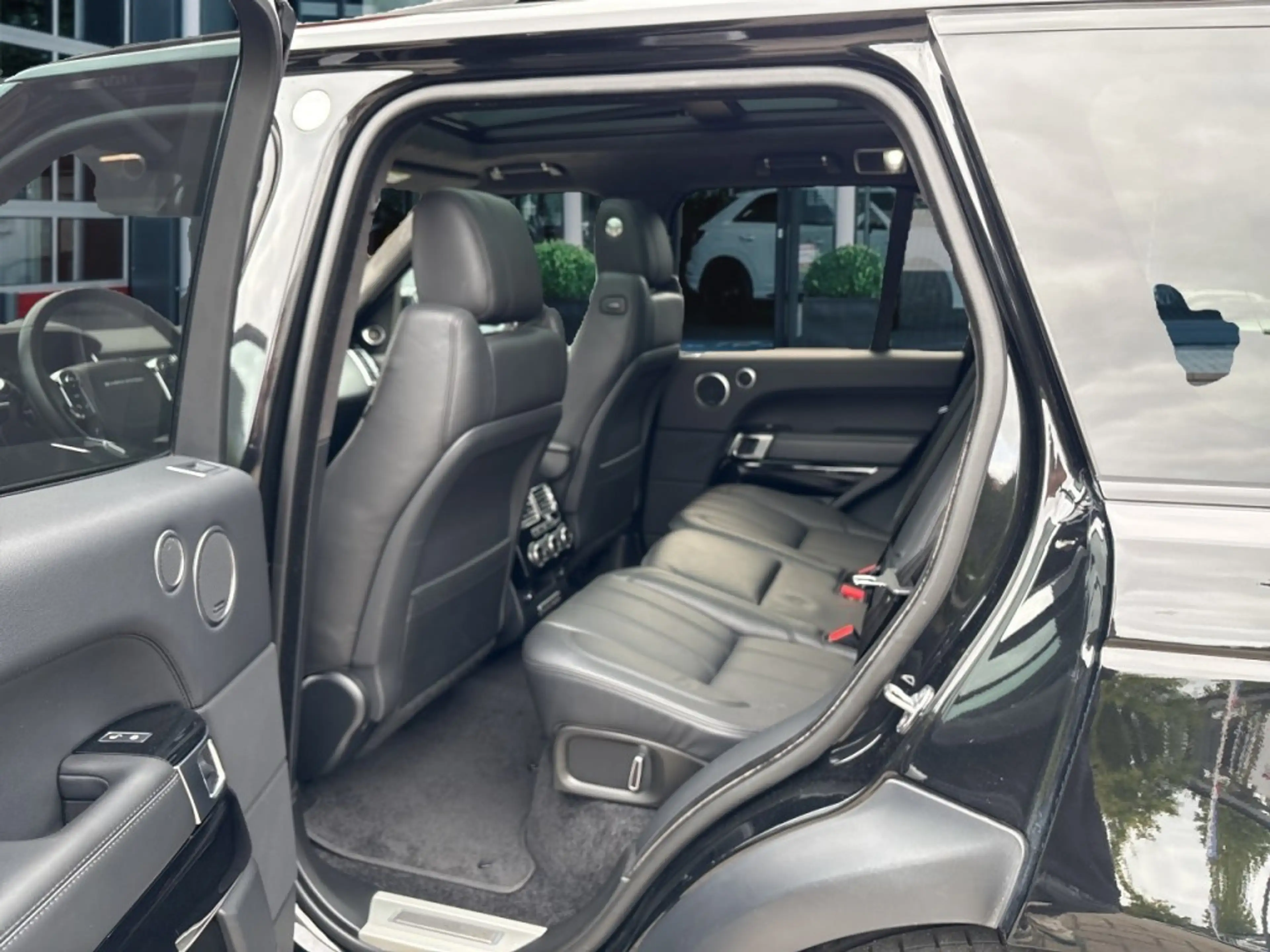 Land Rover Range Rover 4.4 SDV8 VOGUE PANO-DAK/TREKHAAK/360CAM/ELEK-KLEP/ — photo 16