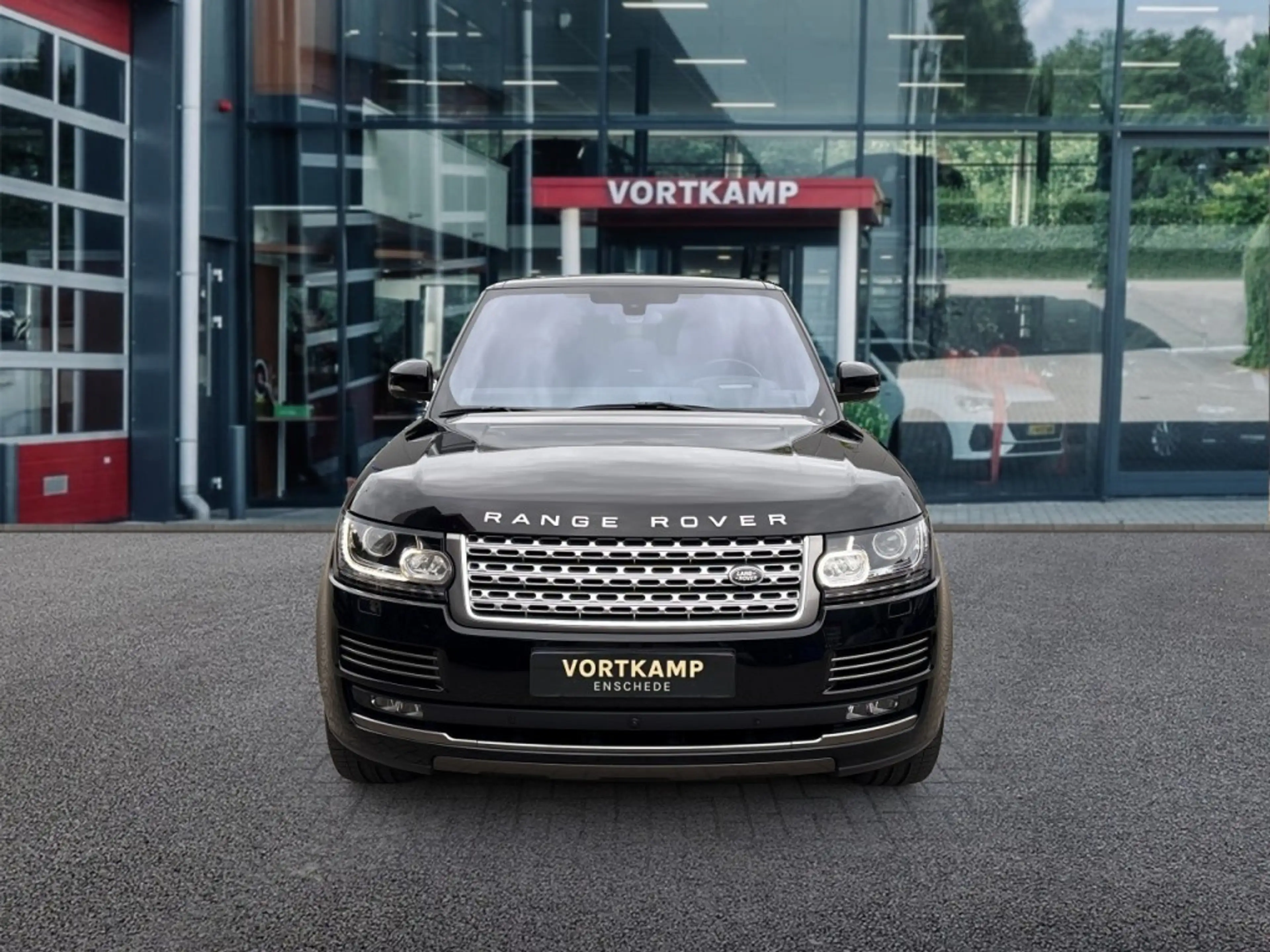 Land Rover Range Rover 4.4 SDV8 VOGUE PANO-DAK/TREKHAAK/360CAM/ELEK-KLEP/ — photo 2