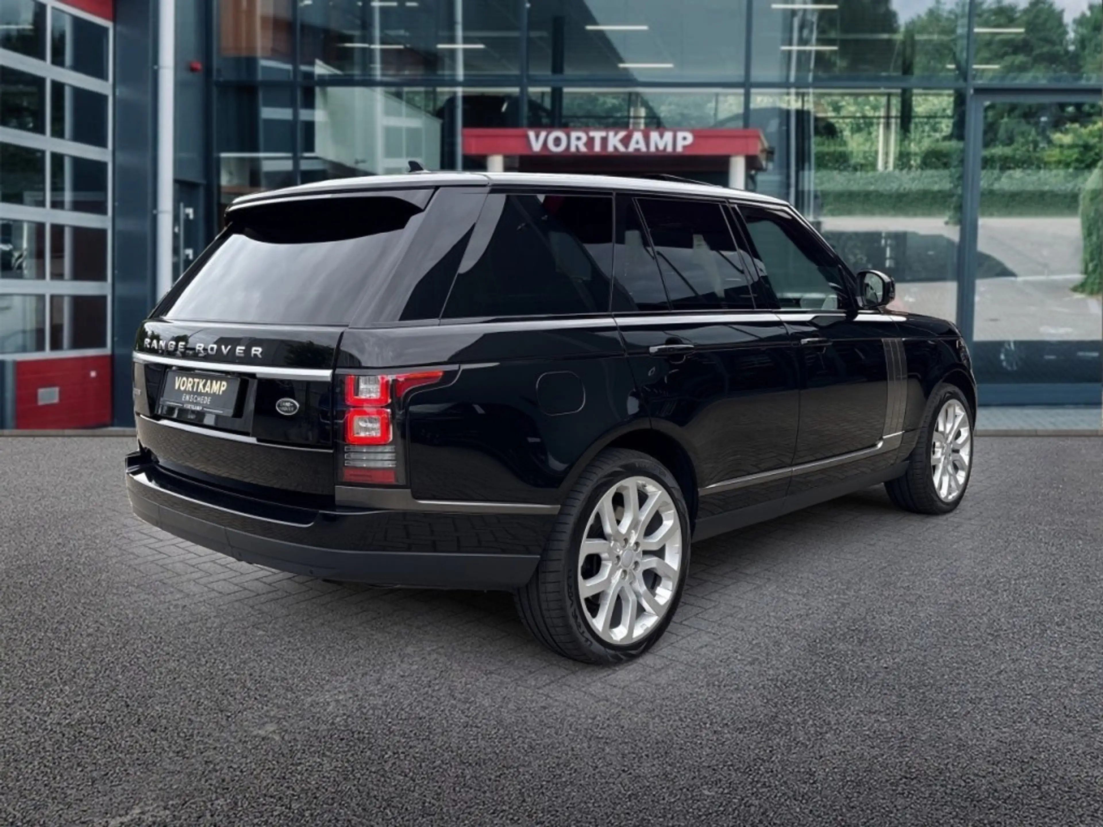 Land Rover Range Rover 4.4 SDV8 VOGUE PANO-DAK/TREKHAAK/360CAM/ELEK-KLEP/ — photo 5