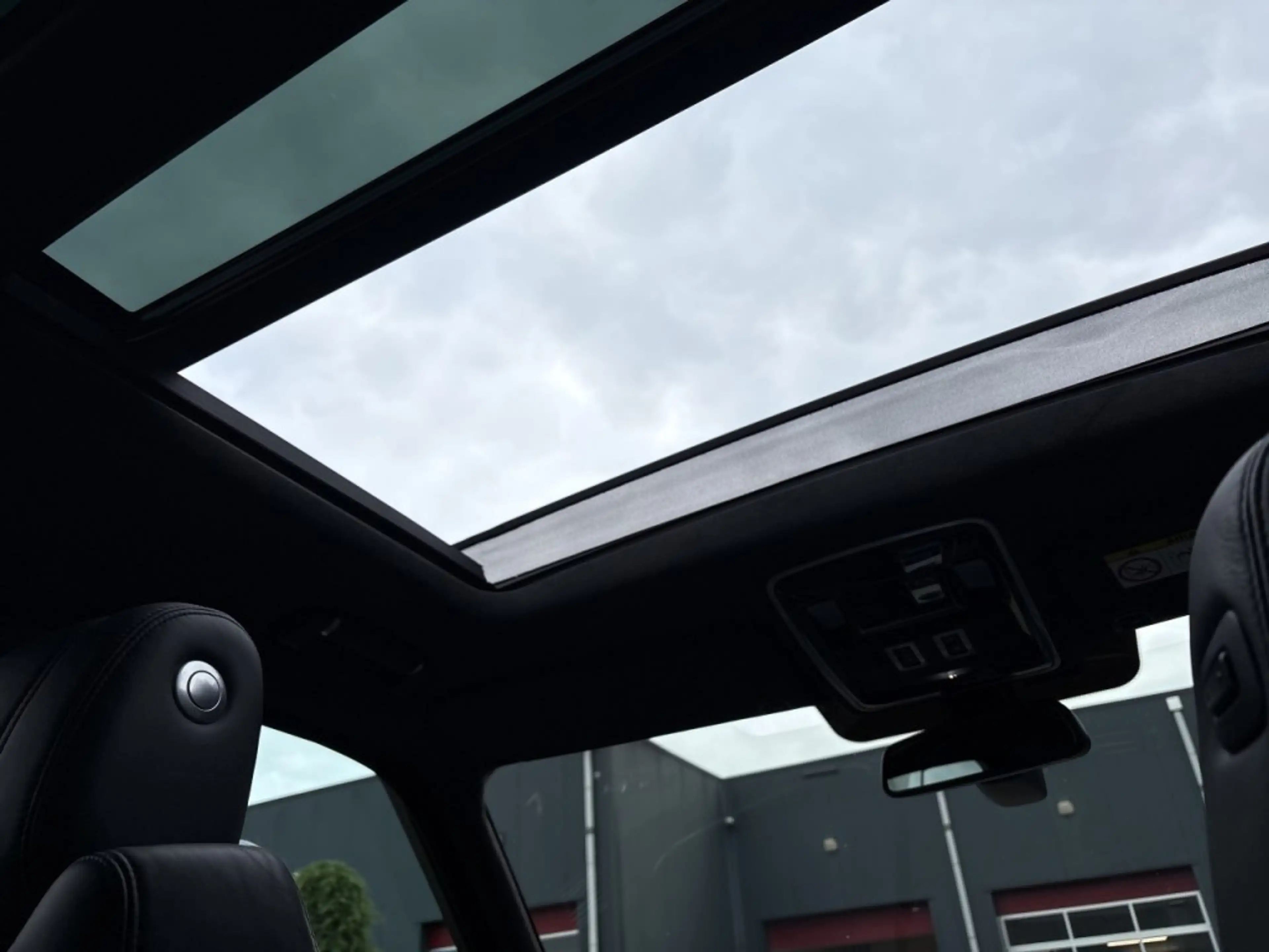 Land Rover Range Rover 4.4 SDV8 VOGUE PANO-DAK/TREKHAAK/360CAM/ELEK-KLEP/ — photo 18