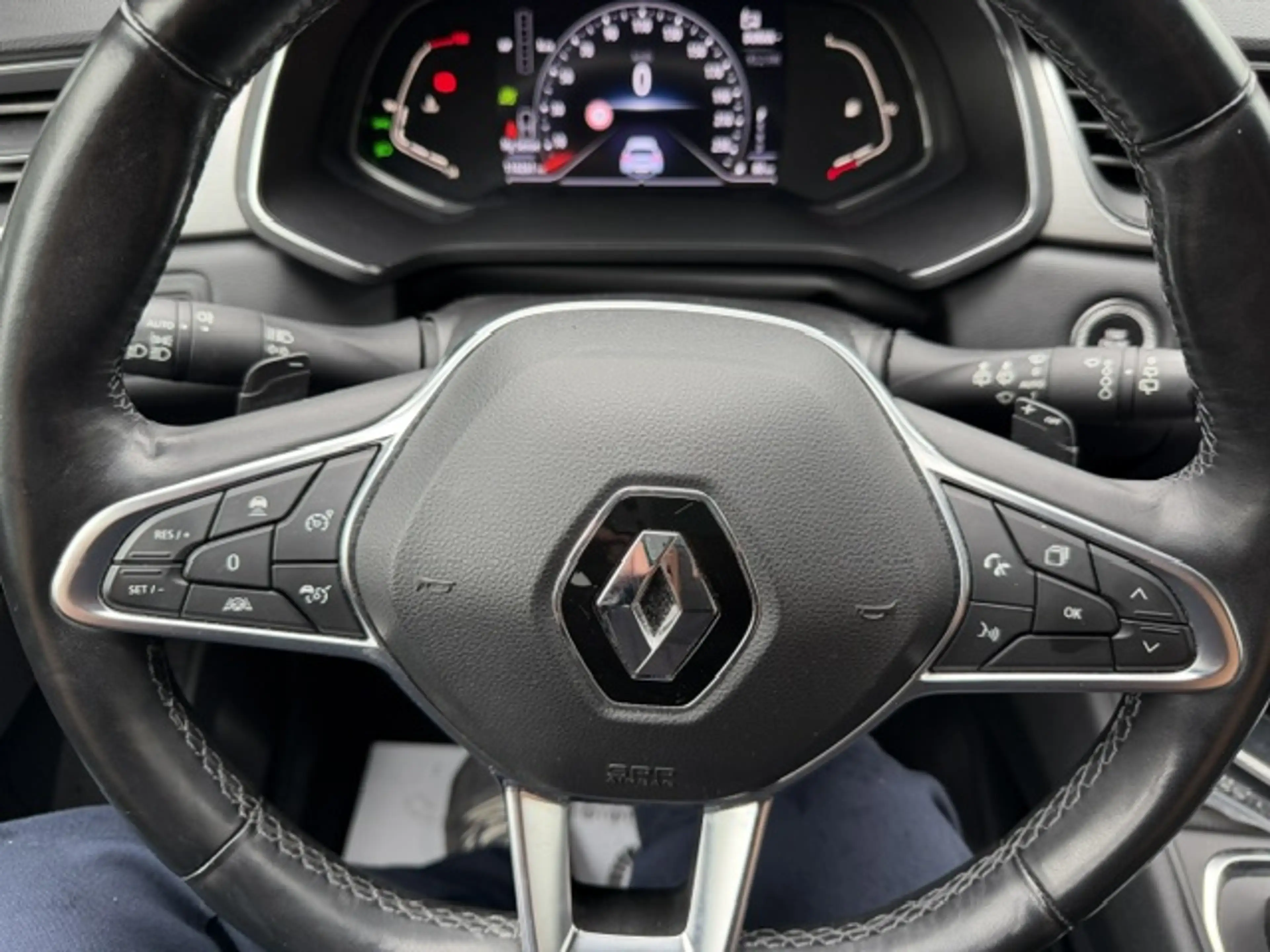 Renault Captur Captur 1.33 TCe Intens GPF EDC — photo 12