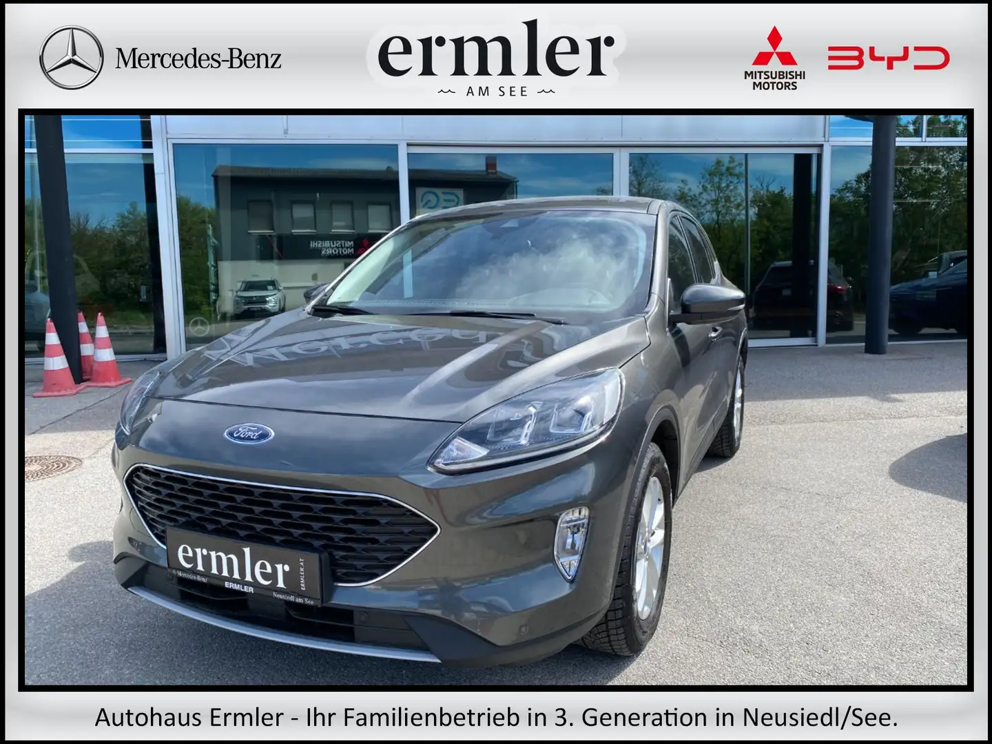 Ford Kuga 1.5 EcoBoost Grau - 1