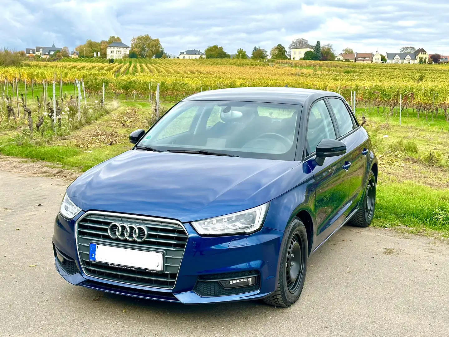Audi A1 sport Blau - 1