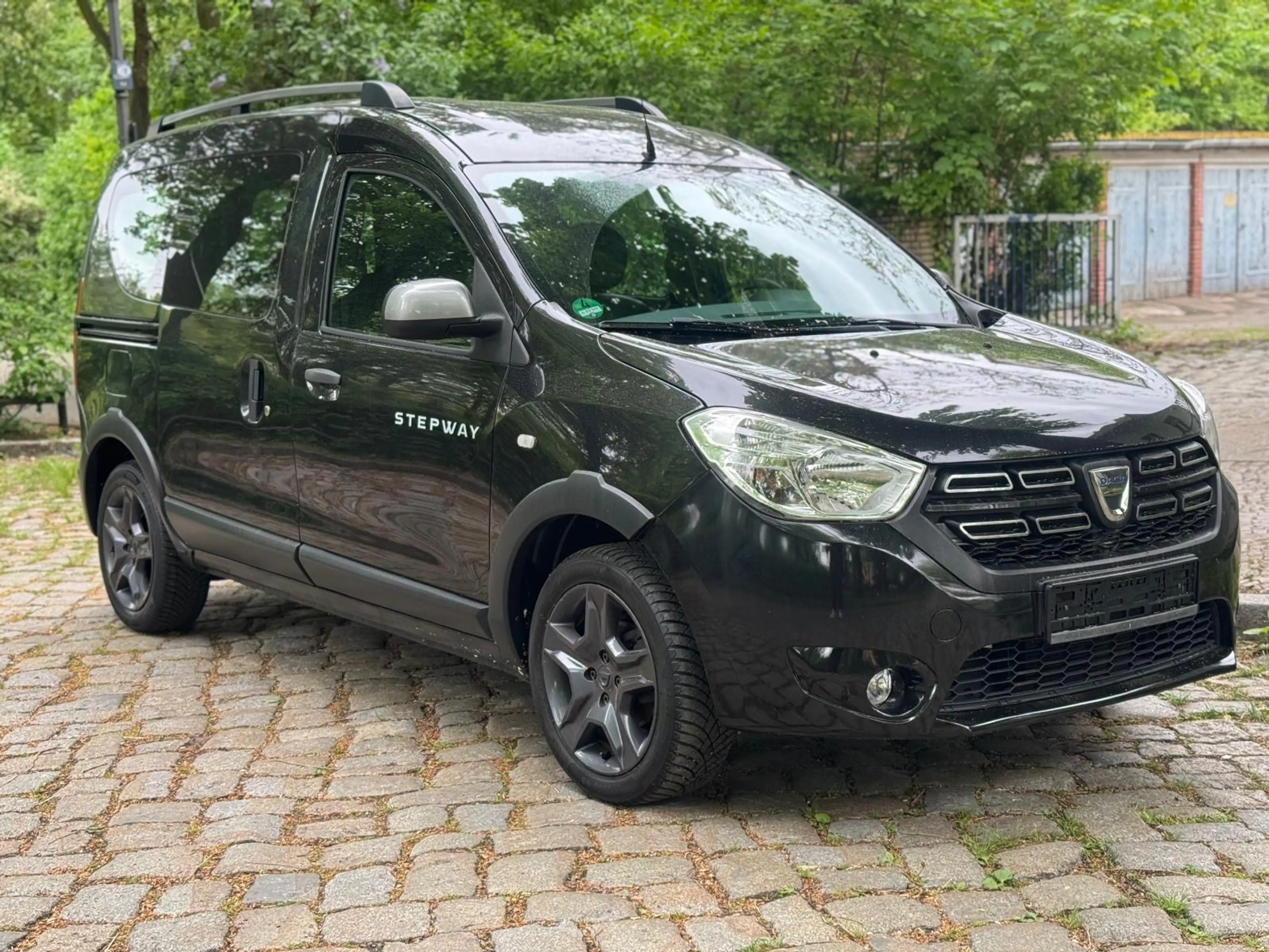 Dacia Dokker Dokker 1.5 dCi 90 Stepway Navigation Scheckheft