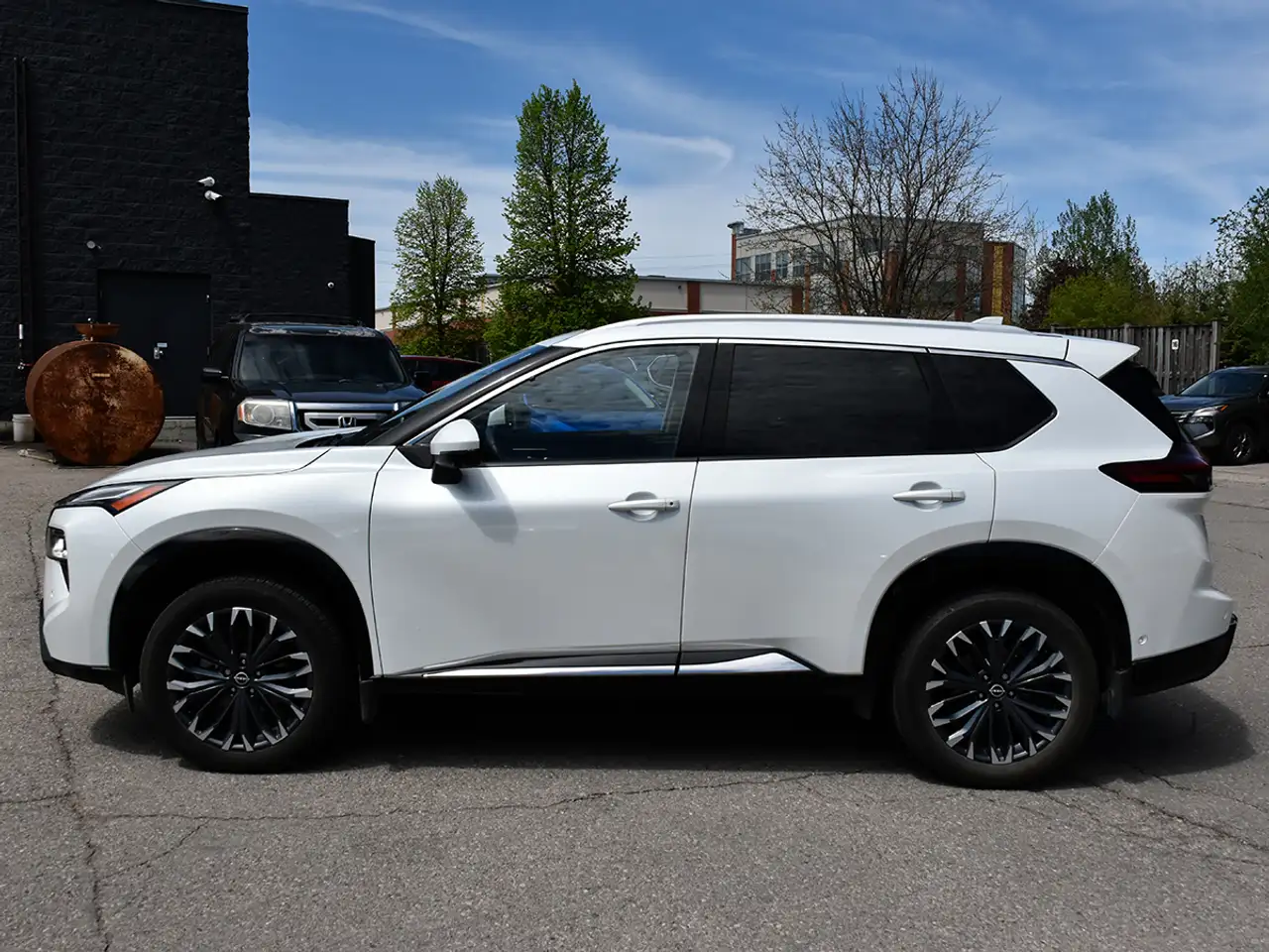 Nissan Rogue снимка Nissan Rogue