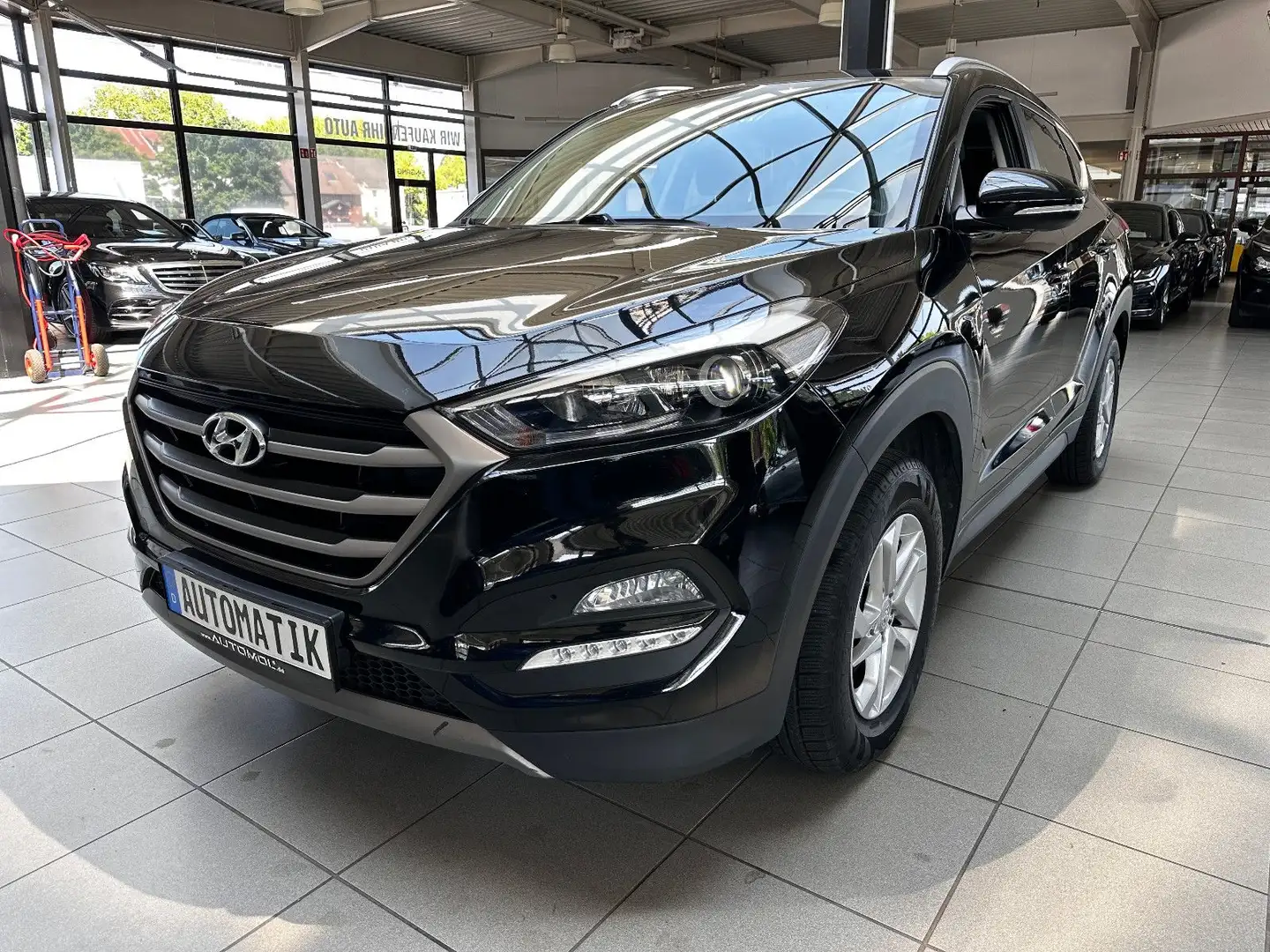 Hyundai TUCSON ix35 blue Intro Edition 2WD Navi AHK SHZ Schwarz - 1