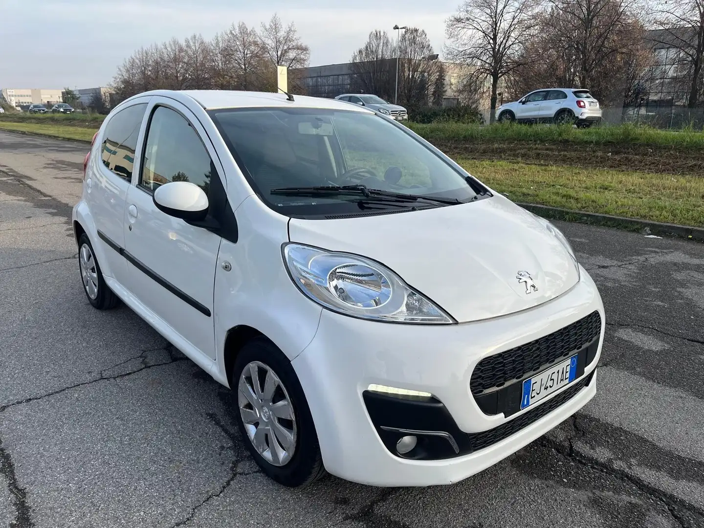 Peugeot 107 1.0 68CV 5p. Superga Bianco - 2