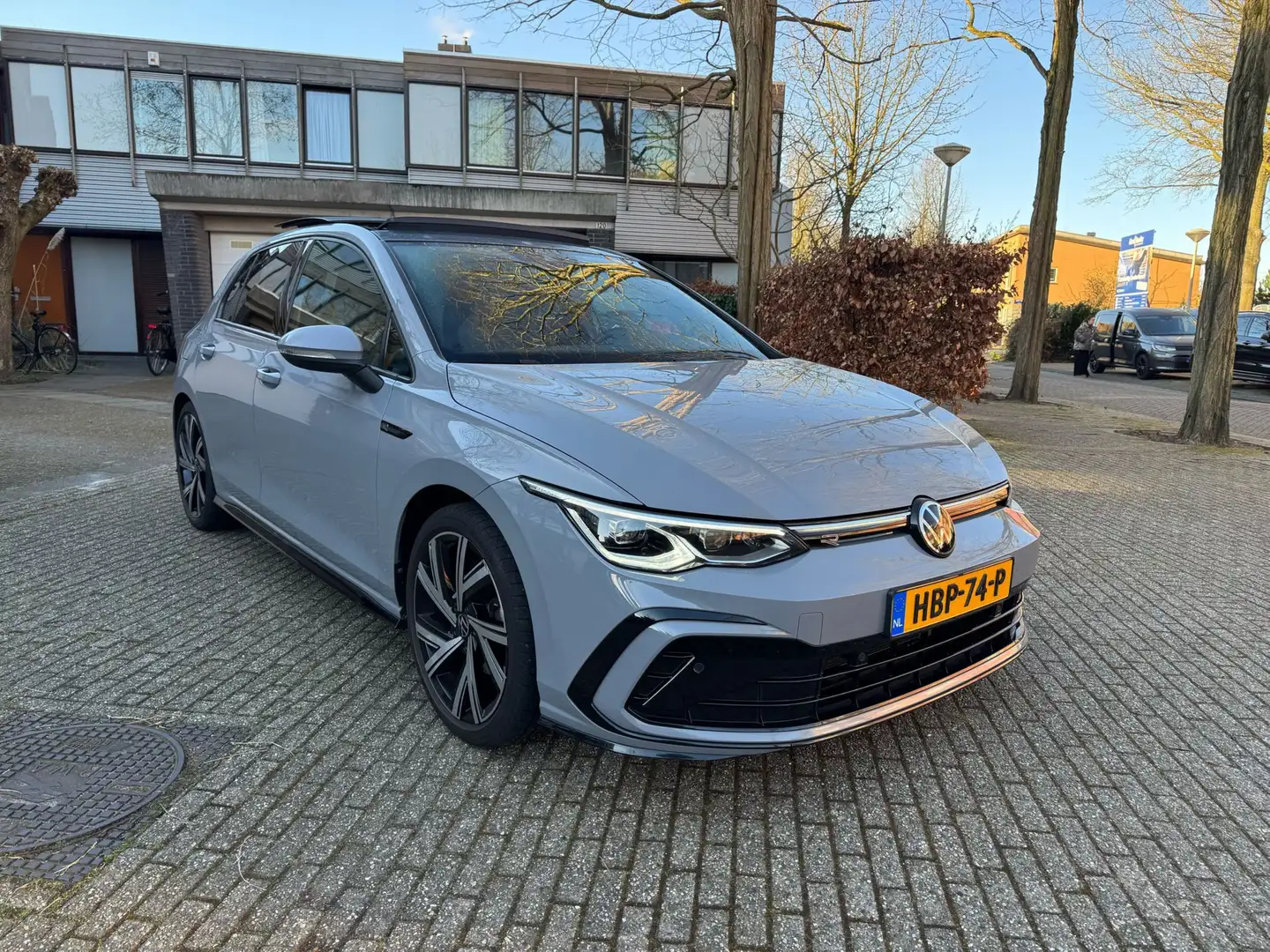 Volkswagen Golf Golf 1.5 eTSI R-Line Bns Silver - 1