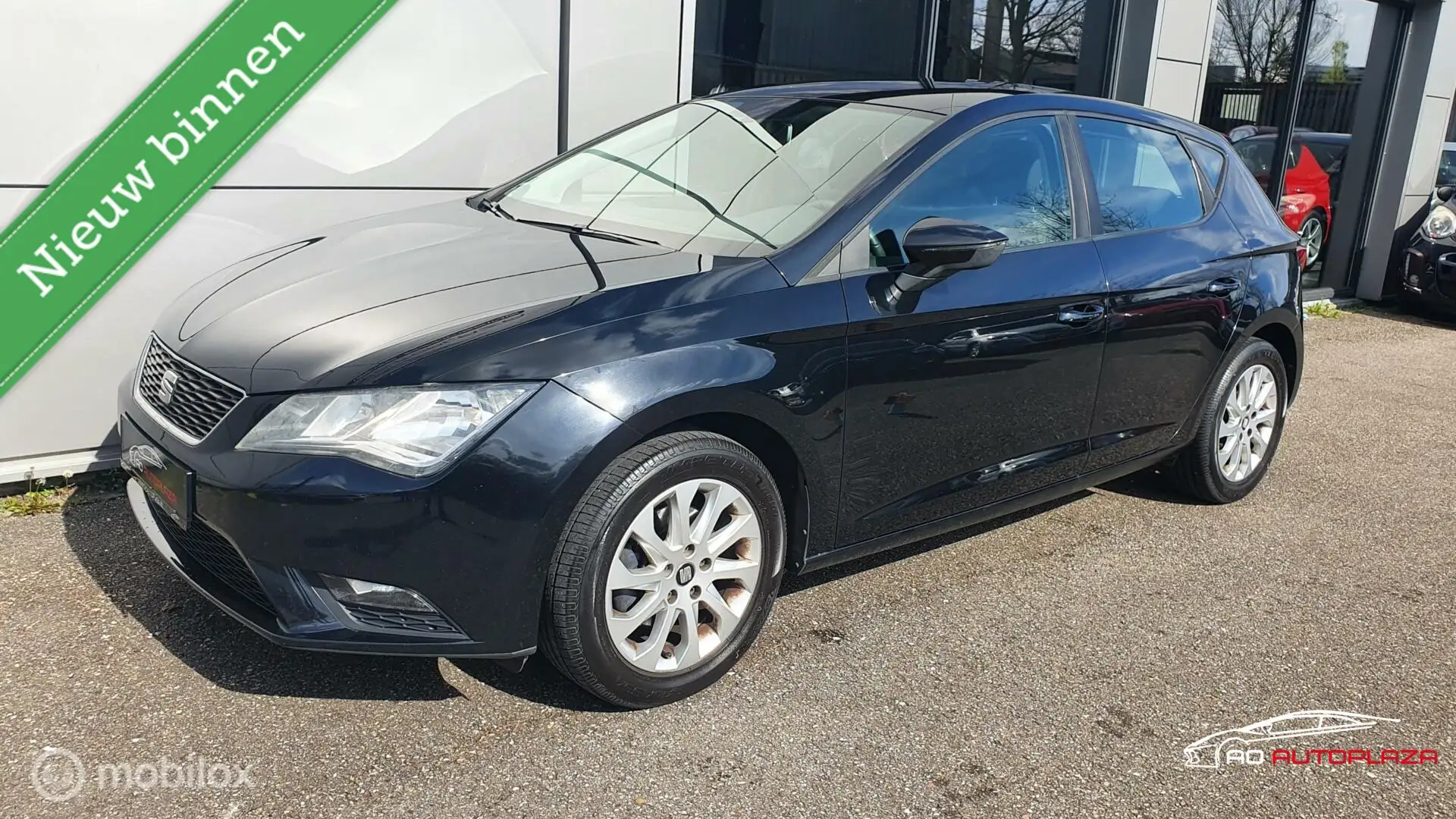 SEAT Leon 1.2 TSI Style Climate/Cruise control/Bluetooth Negro - 1