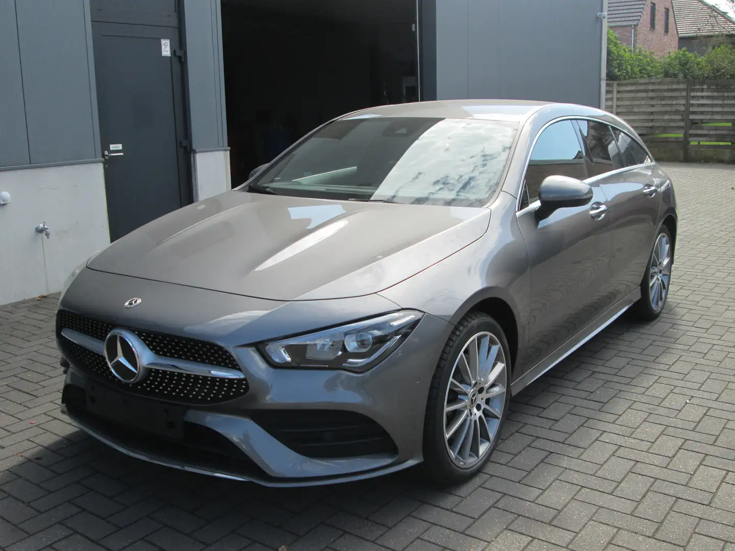 Mercedes-Benz CLA 250 HYBRIDE AMG SFEER LEDER LED Gris - 1
