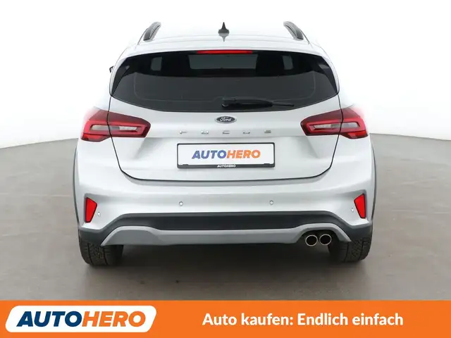 Ford Focus view 5