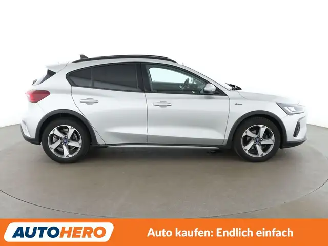 Ford Focus view 7
