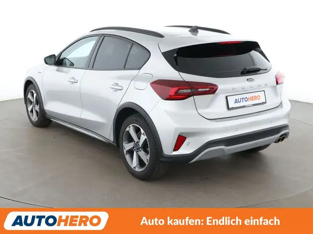 Ford Focus view 4