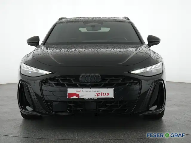 Audi A6 view 12
