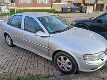 Vectra 1.6 b
