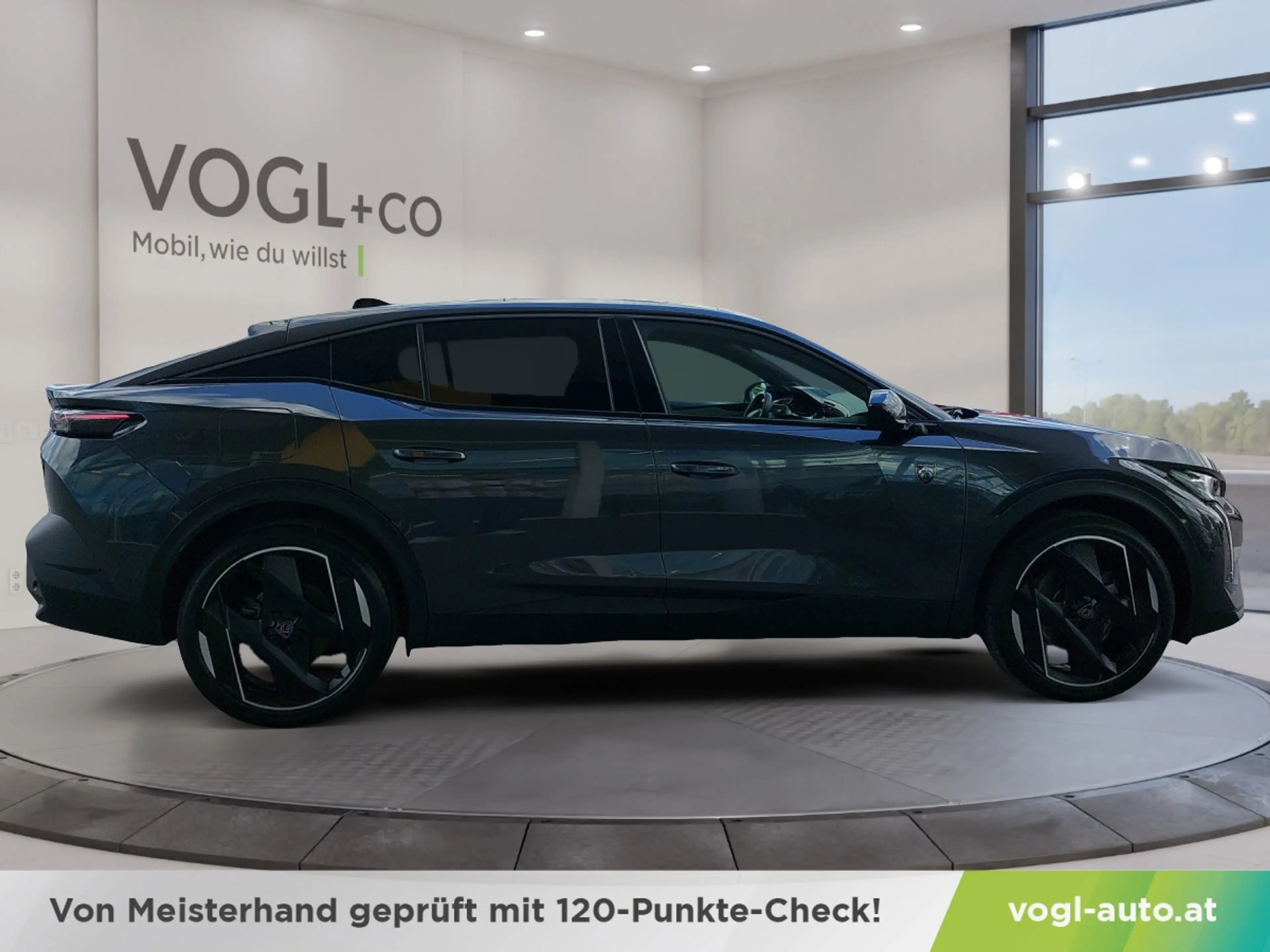 Peugeot 408 Hybrid PHEV 225 e-EAT8 GT — photo 8