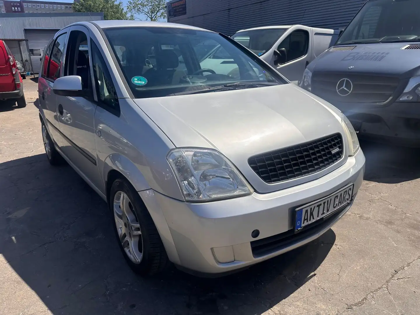 Opel Meriva Basis Tüv Neu Grijs - 2
