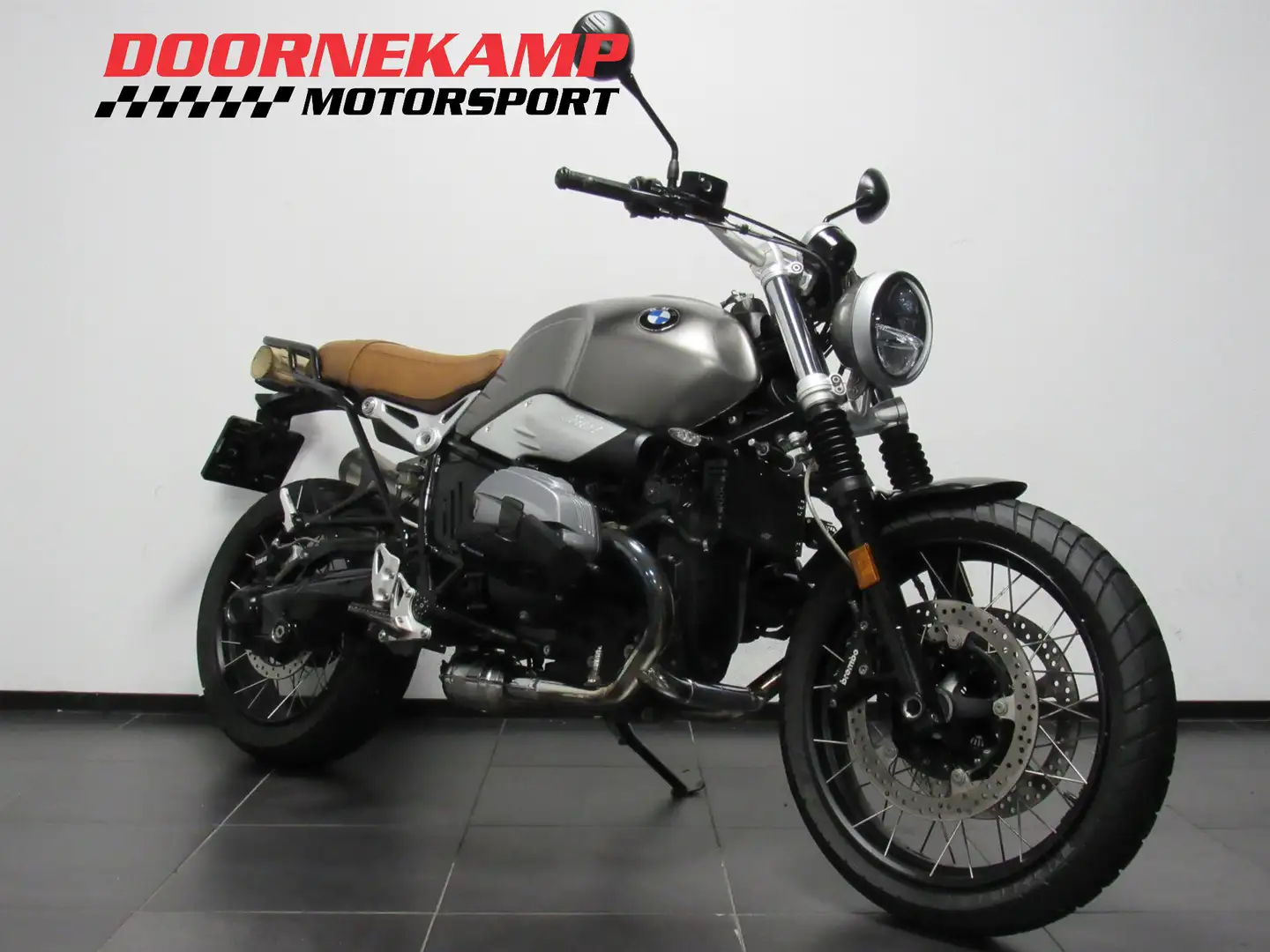 BMW R nineT SCRAMBLER Bruin - 2