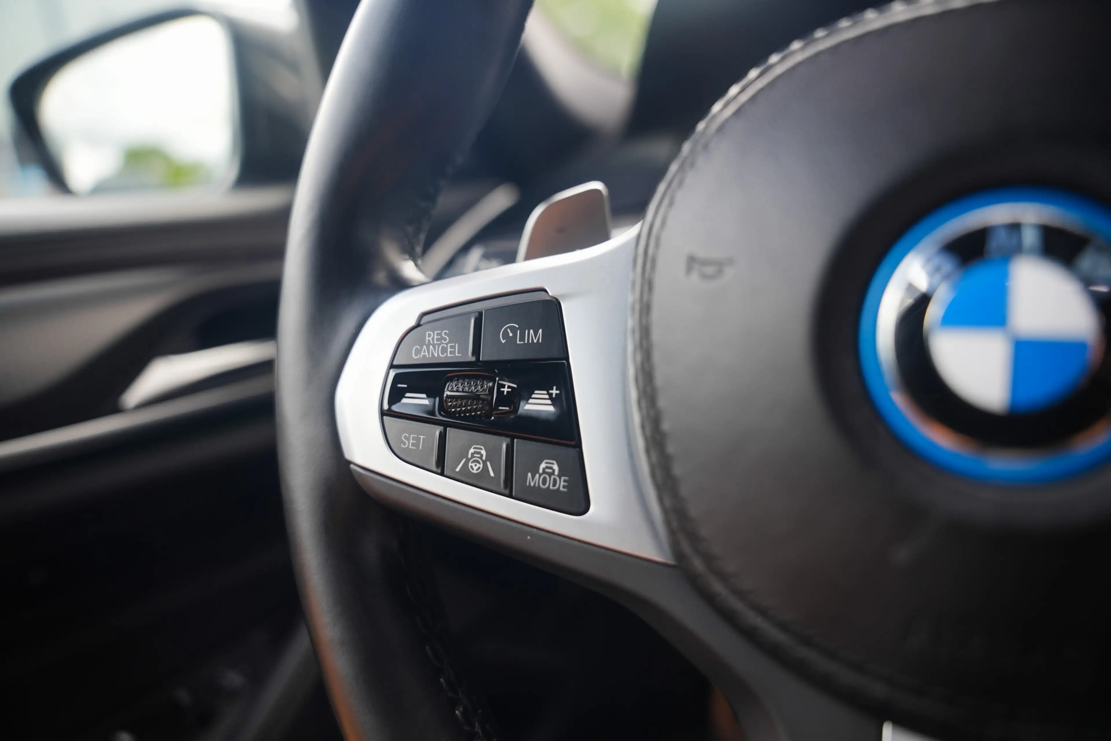 BMW 545 5-serie 545e xDrive Business Edition Plus M-Sport — photo 20