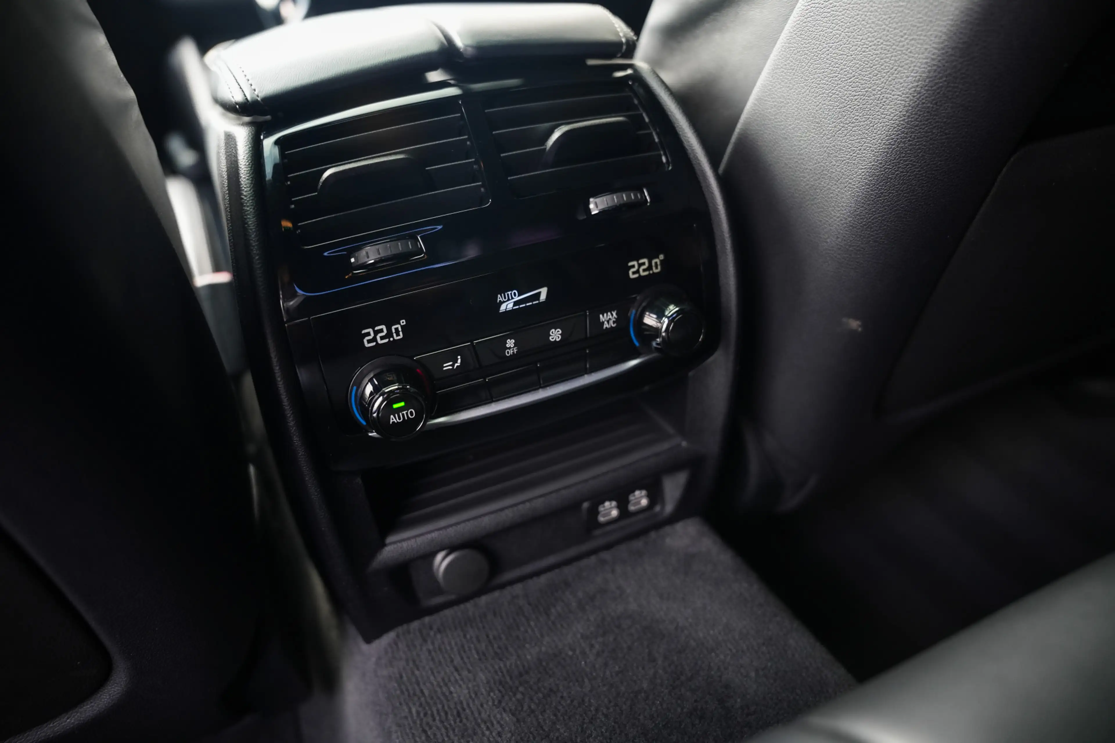 BMW 545 5-serie 545e xDrive Business Edition Plus M-Sport — photo 18