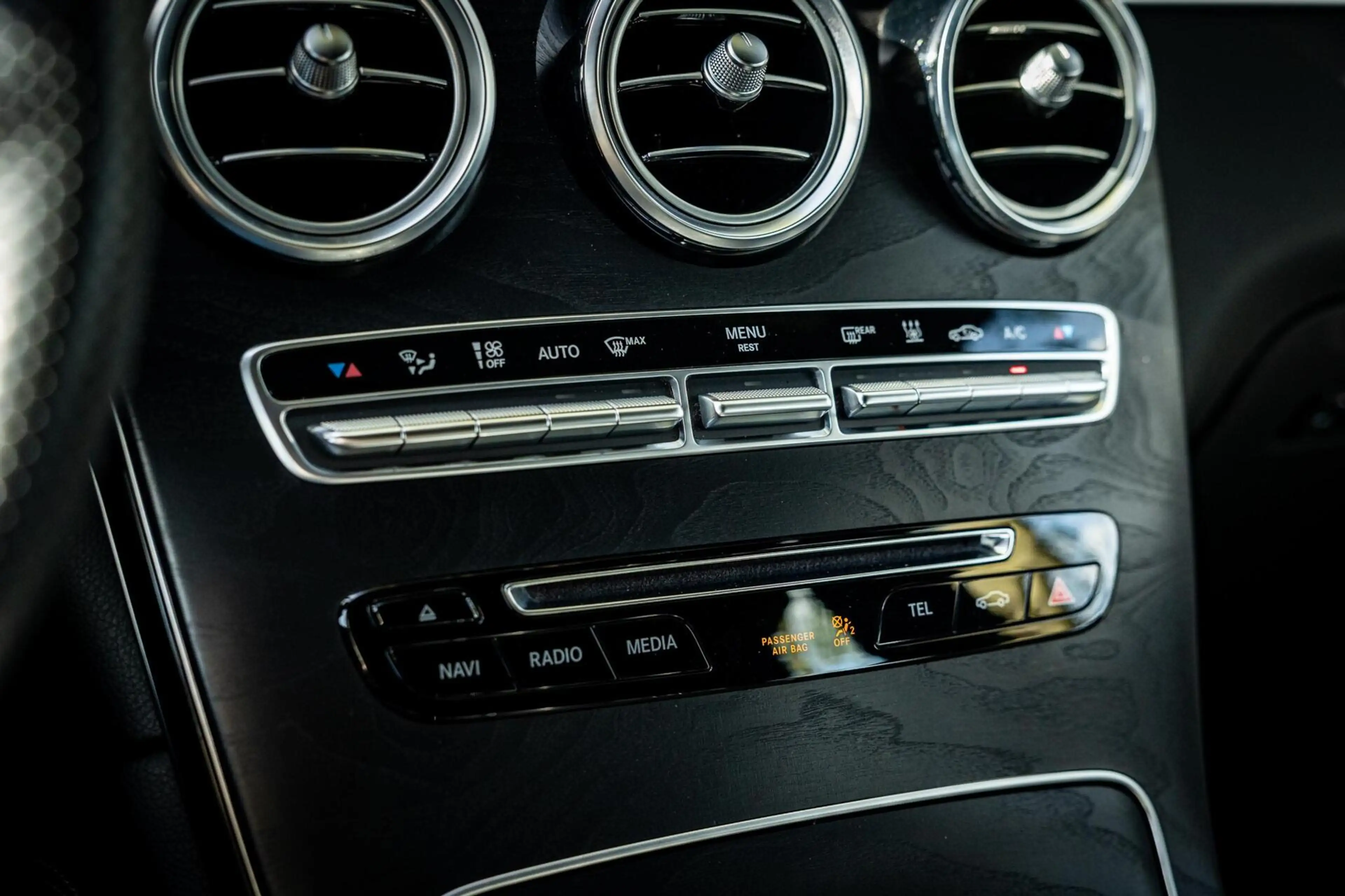Mercedes-Benz GLC 350 350e 4MATIC Prestige |Dealer onderhouden — photo 32