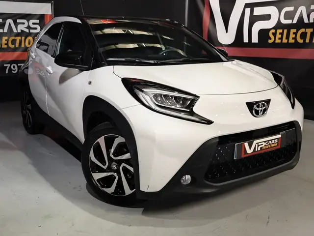 Toyota Autres TOYOTA Aygo X Cross Berlina  Automático de 5 Puer