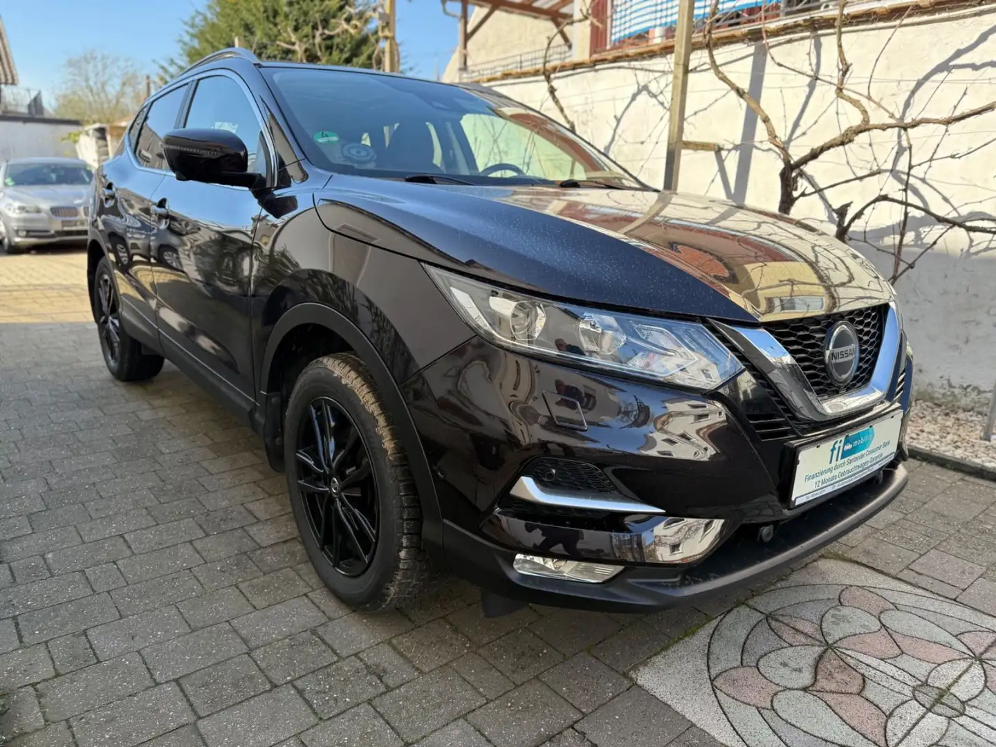 Nissan Qashqai N-Connecta Navi Panorama AHK Schwarz - 1