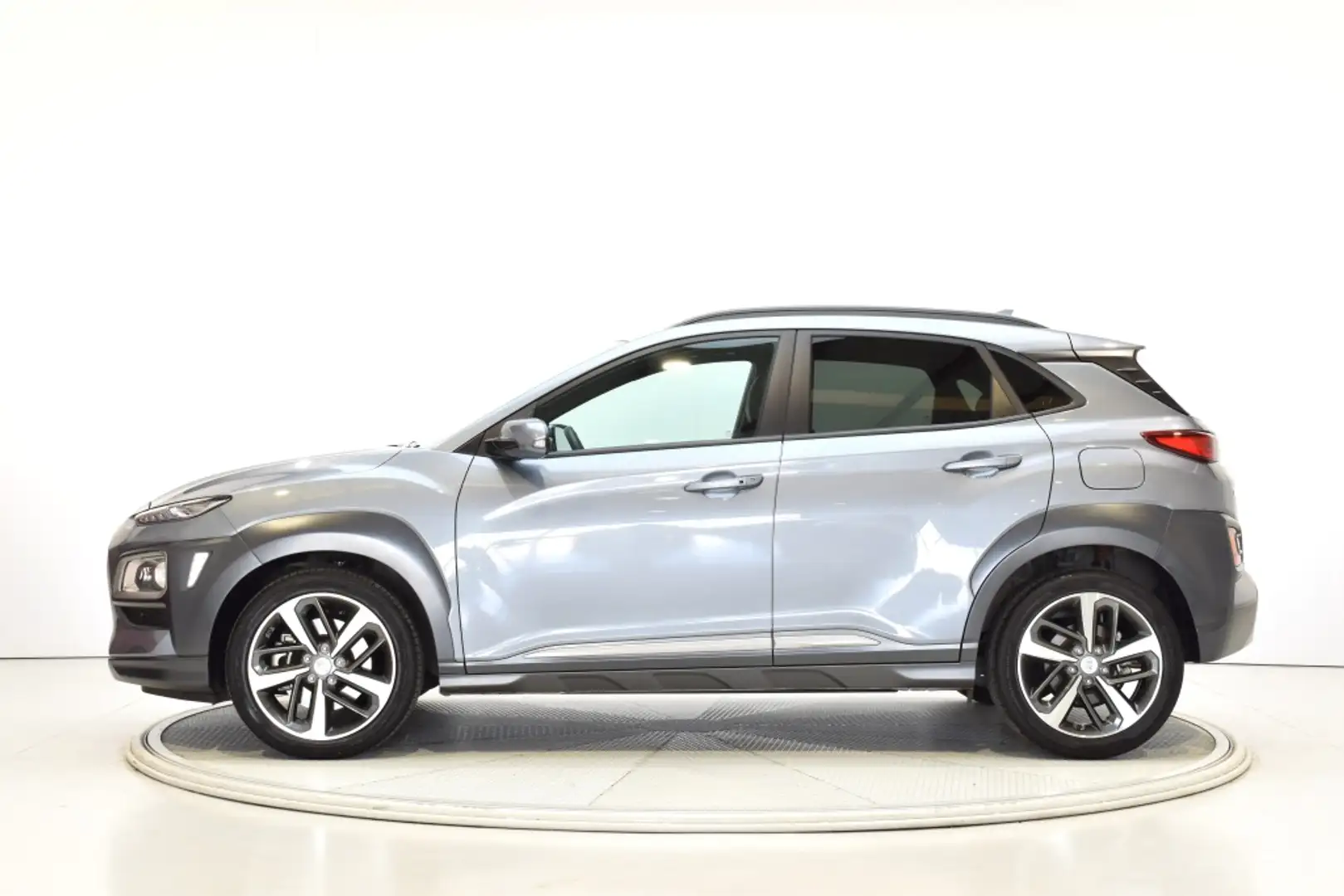 Hyundai KONA 1.6 TGDI Style Sky DT 4x4 Gris - 2