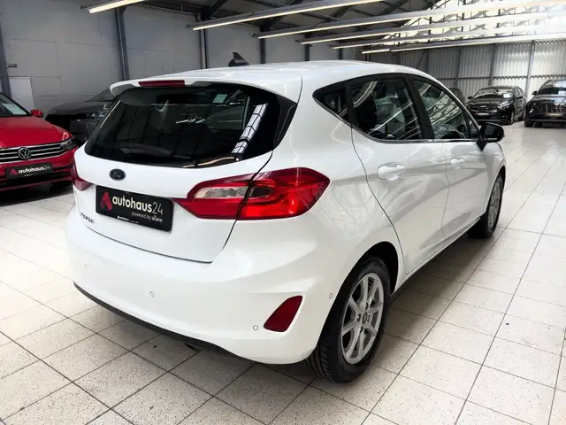 Ford Fiesta view 5