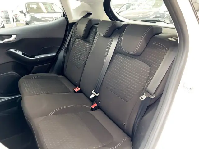 Ford Fiesta view 15