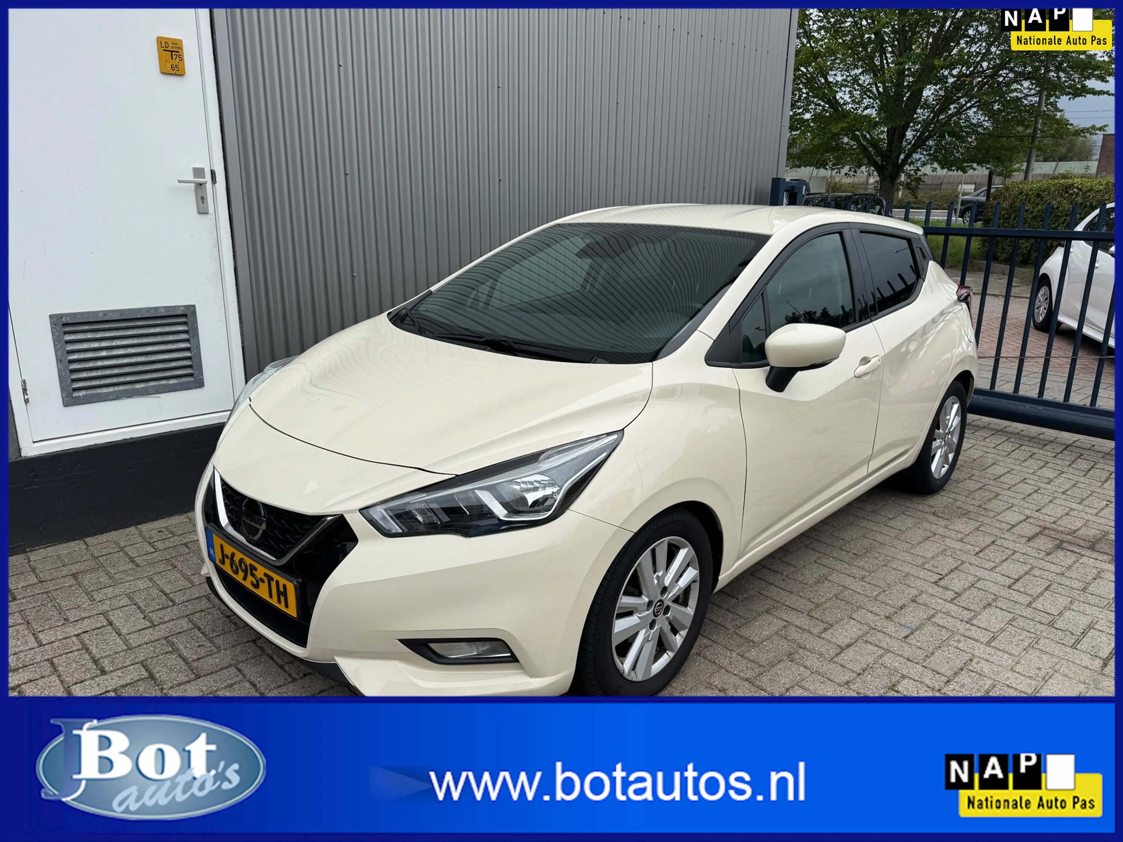 Nissan Micra 1.0 IG-T N-Connecta AUTOMAAT / AIRCO / EL.PAKKET /