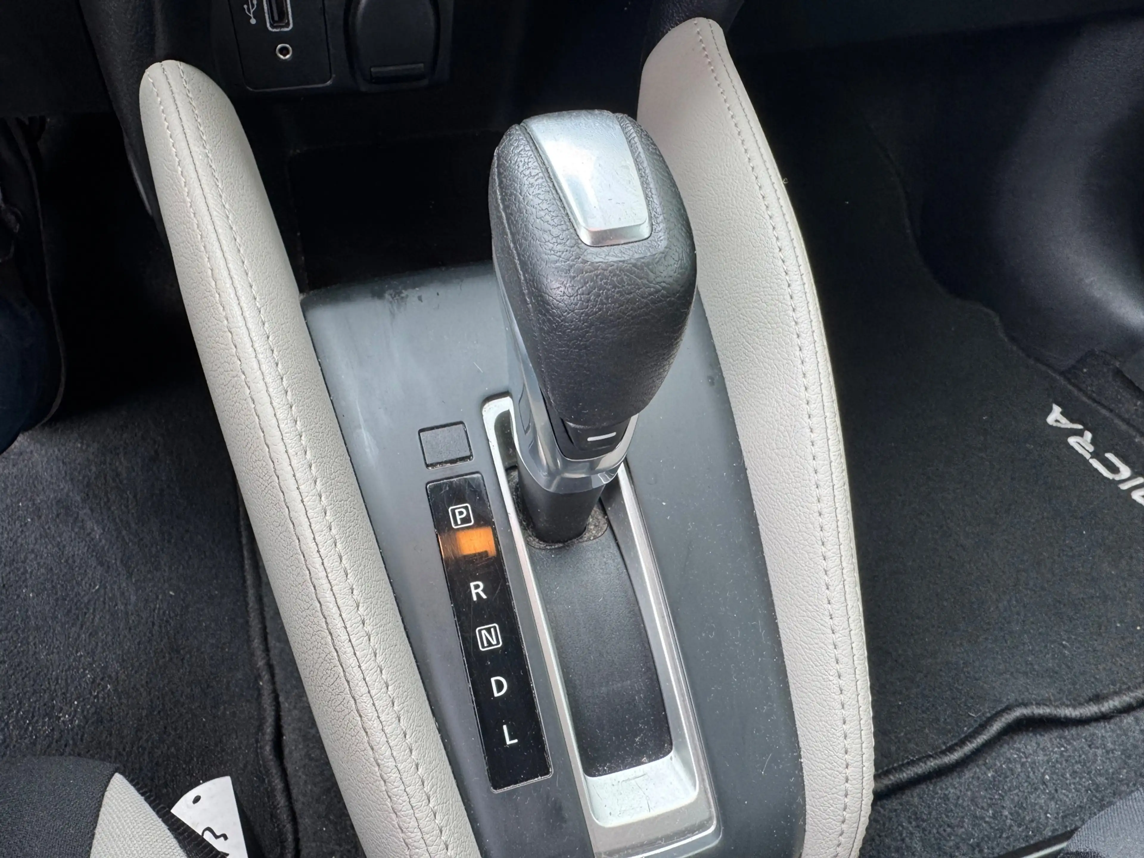Nissan Micra 1.0 IG-T N-Connecta AUTOMAAT / AIRCO / EL.PAKKET / — photo 14