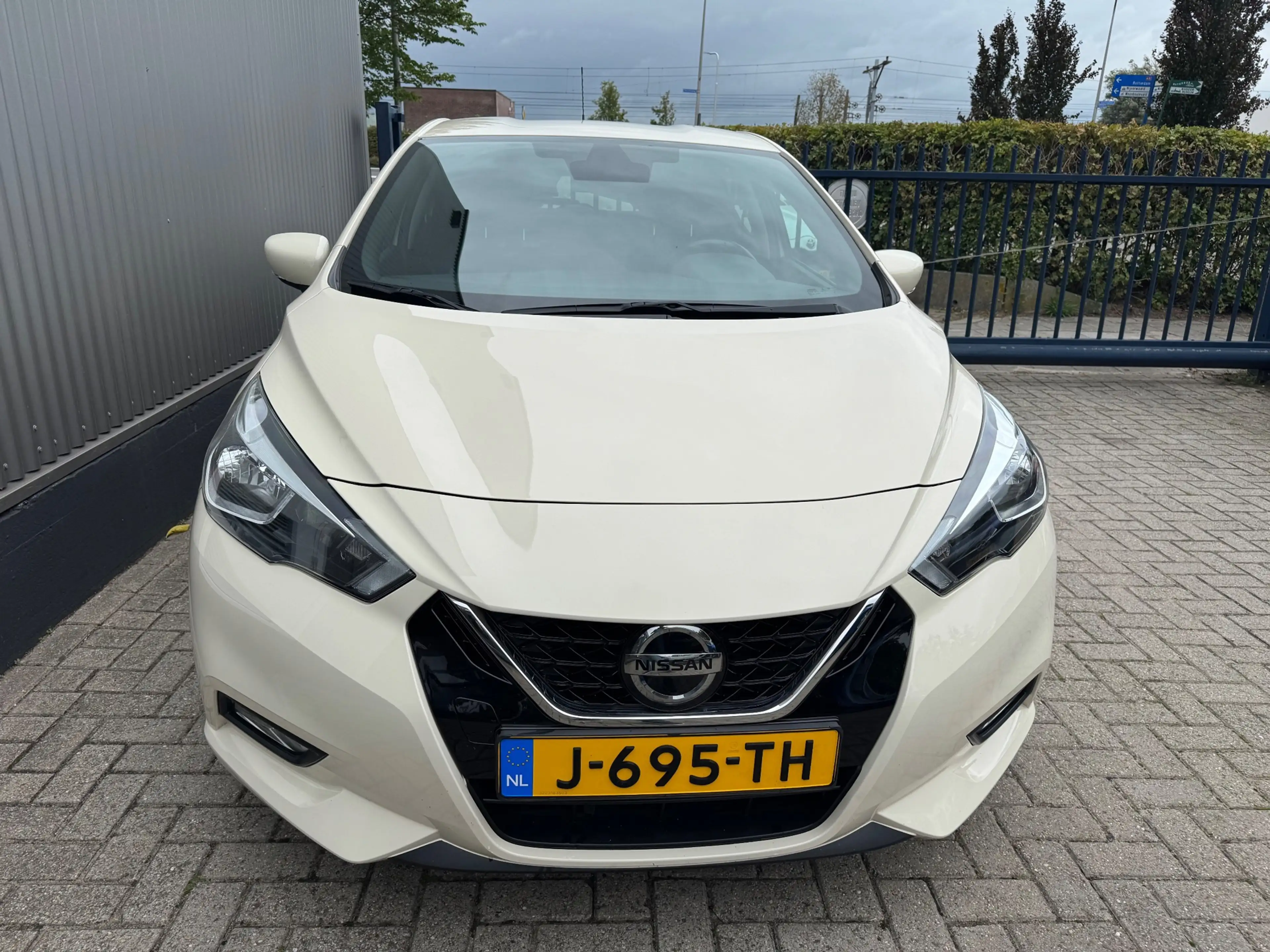 Nissan Micra 1.0 IG-T N-Connecta AUTOMAAT / AIRCO / EL.PAKKET / — photo 9