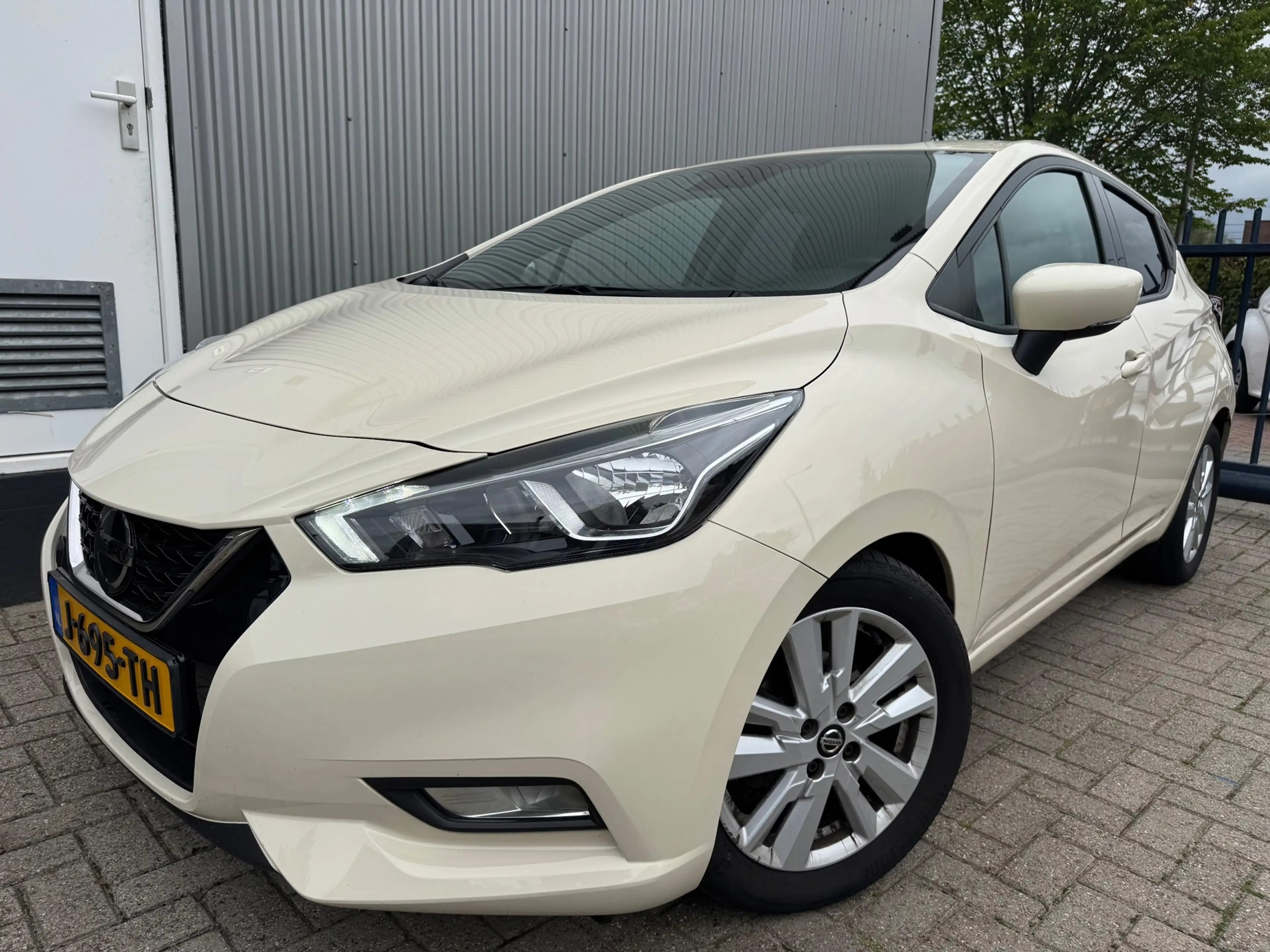 Nissan Micra 1.0 IG-T N-Connecta AUTOMAAT / AIRCO / EL.PAKKET / — photo 6
