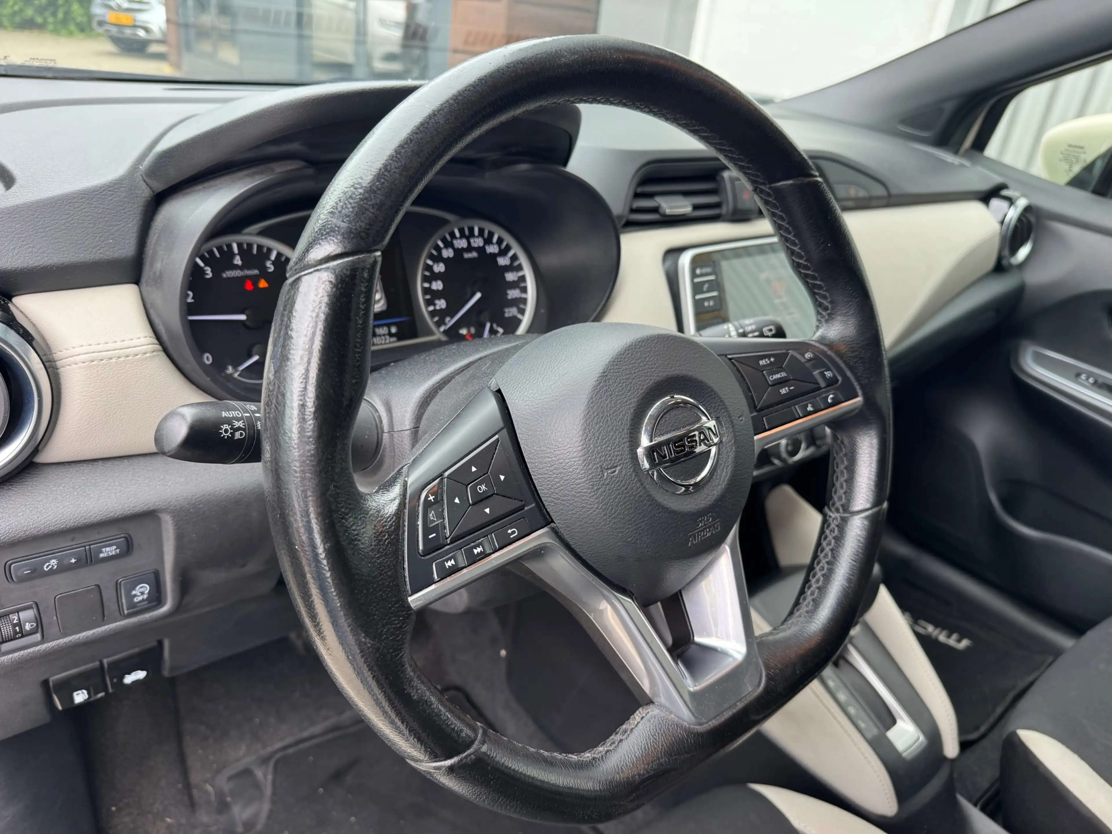 Nissan Micra 1.0 IG-T N-Connecta AUTOMAAT / AIRCO / EL.PAKKET / — photo 10
