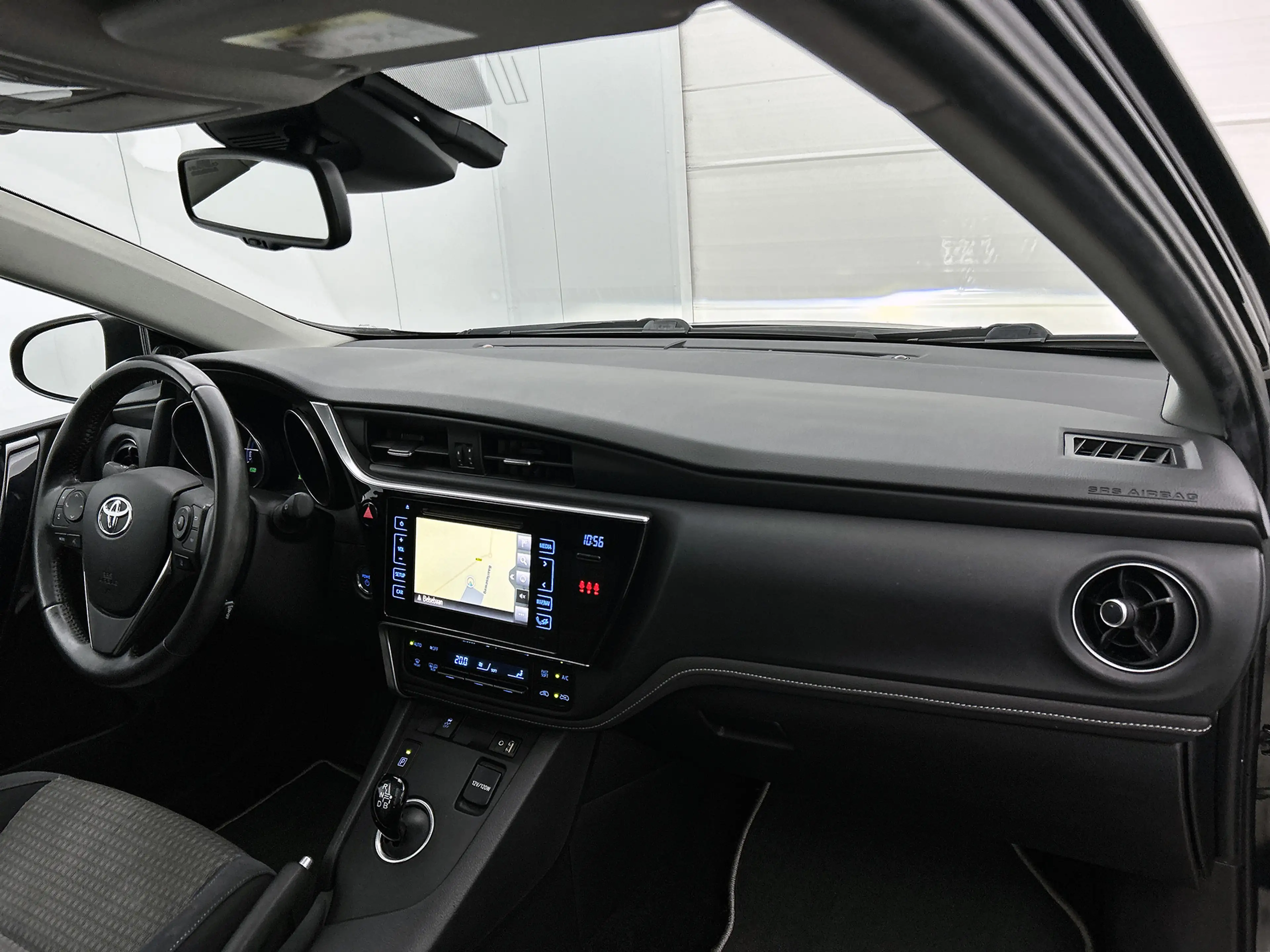 Toyota Auris Touring Sports 1.8 Hybrid Dynamic Ultimate | Panor — photo 6