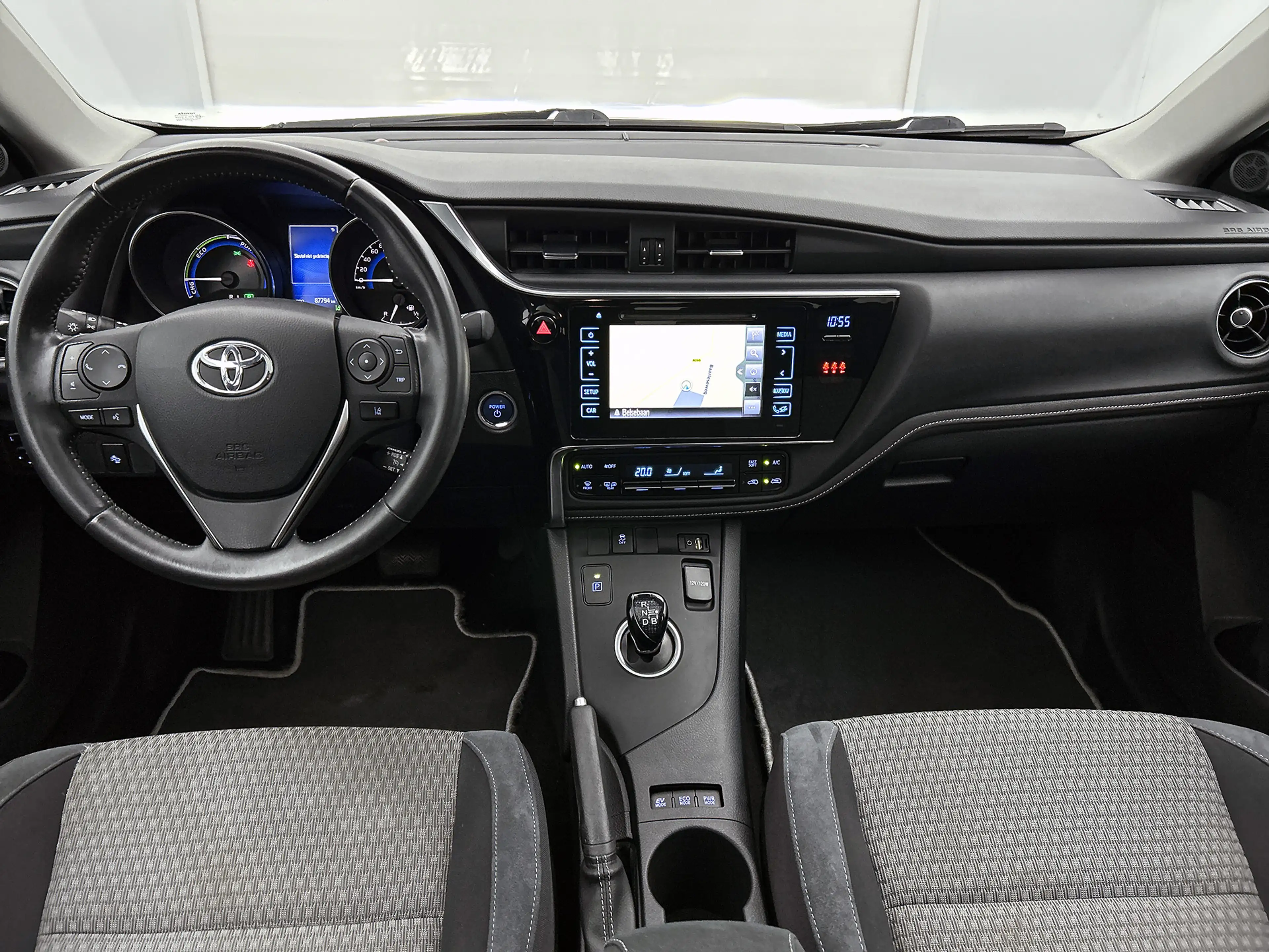 Toyota Auris Touring Sports 1.8 Hybrid Dynamic Ultimate | Panor — photo 4