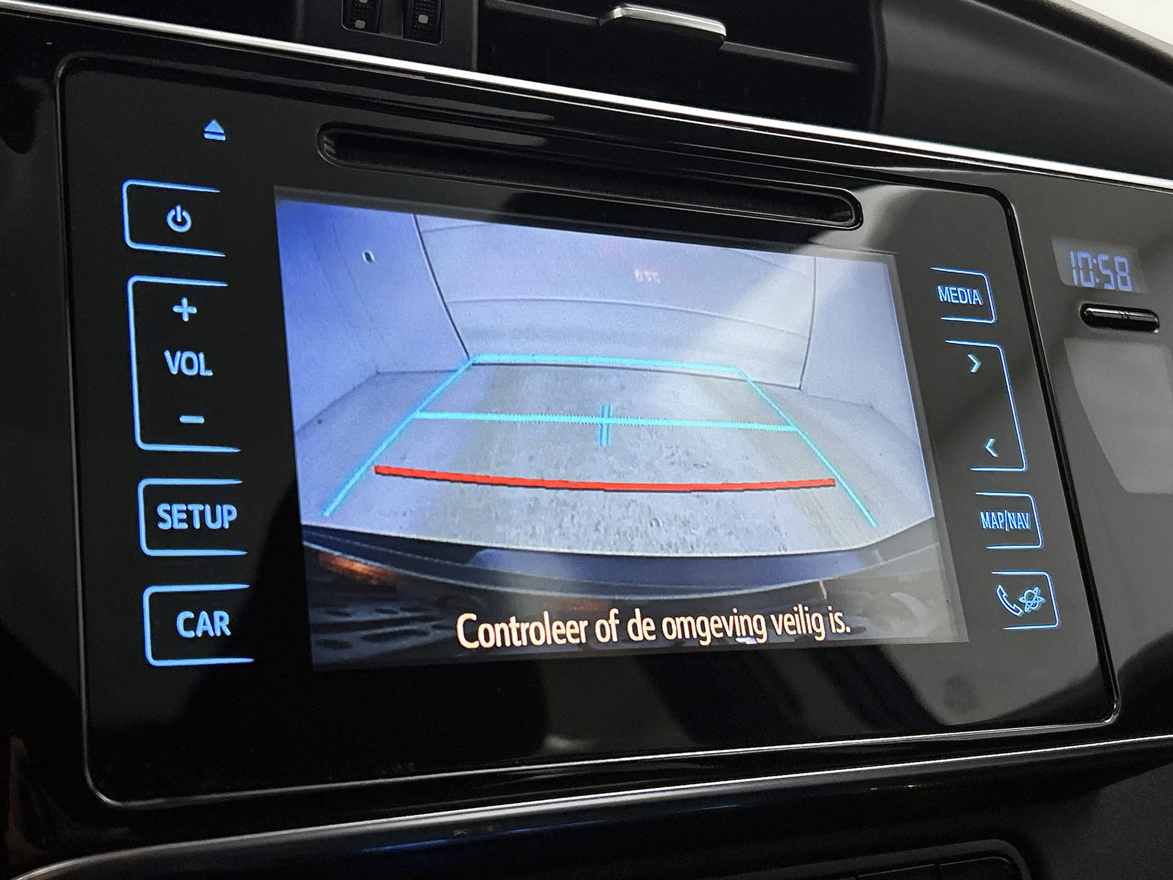 Toyota Auris Touring Sports 1.8 Hybrid Dynamic Ultimate | Panor — photo 8