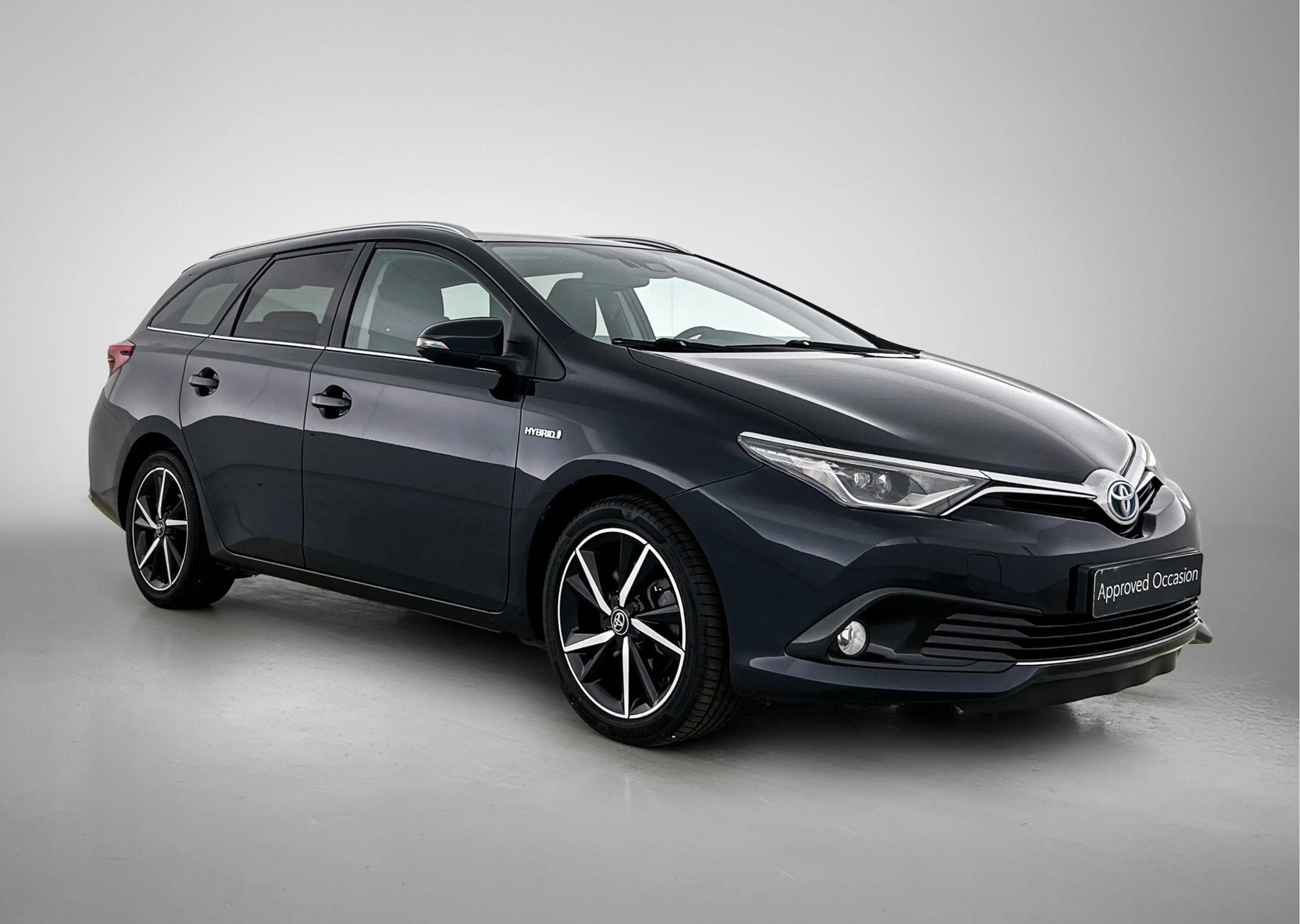 Toyota Auris Touring Sports 1.8 Hybrid Dynamic Ultimate | Panor — photo 15