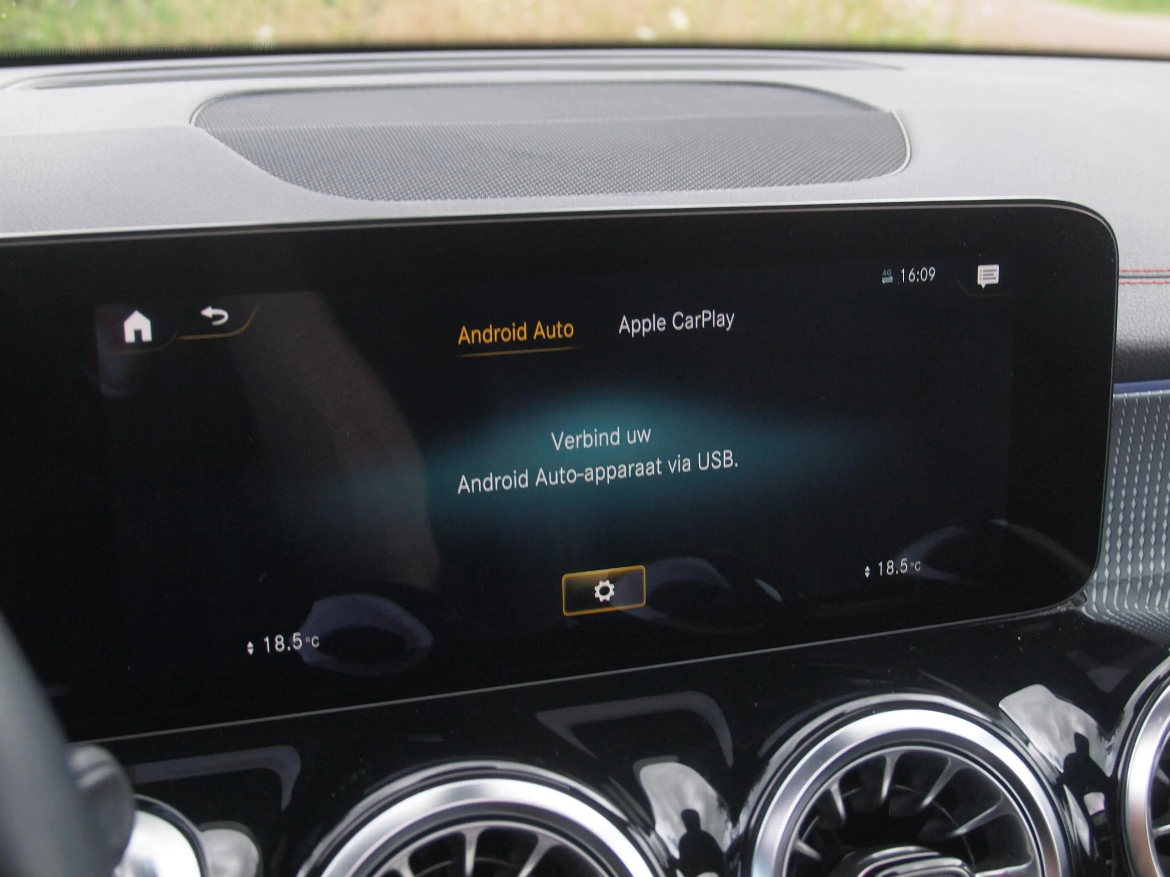 Mercedes-Benz EQB 250 AMG Line 7 Persoons 67 kWh | SOH 94% | Panoramadak — photo 24