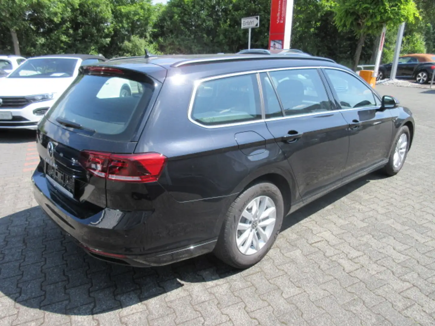 Volkswagen Passat Variant Business 2.0 TDI DSG NAVI AHK LED KAMERA ALU APS SITZHZG Noir - 2