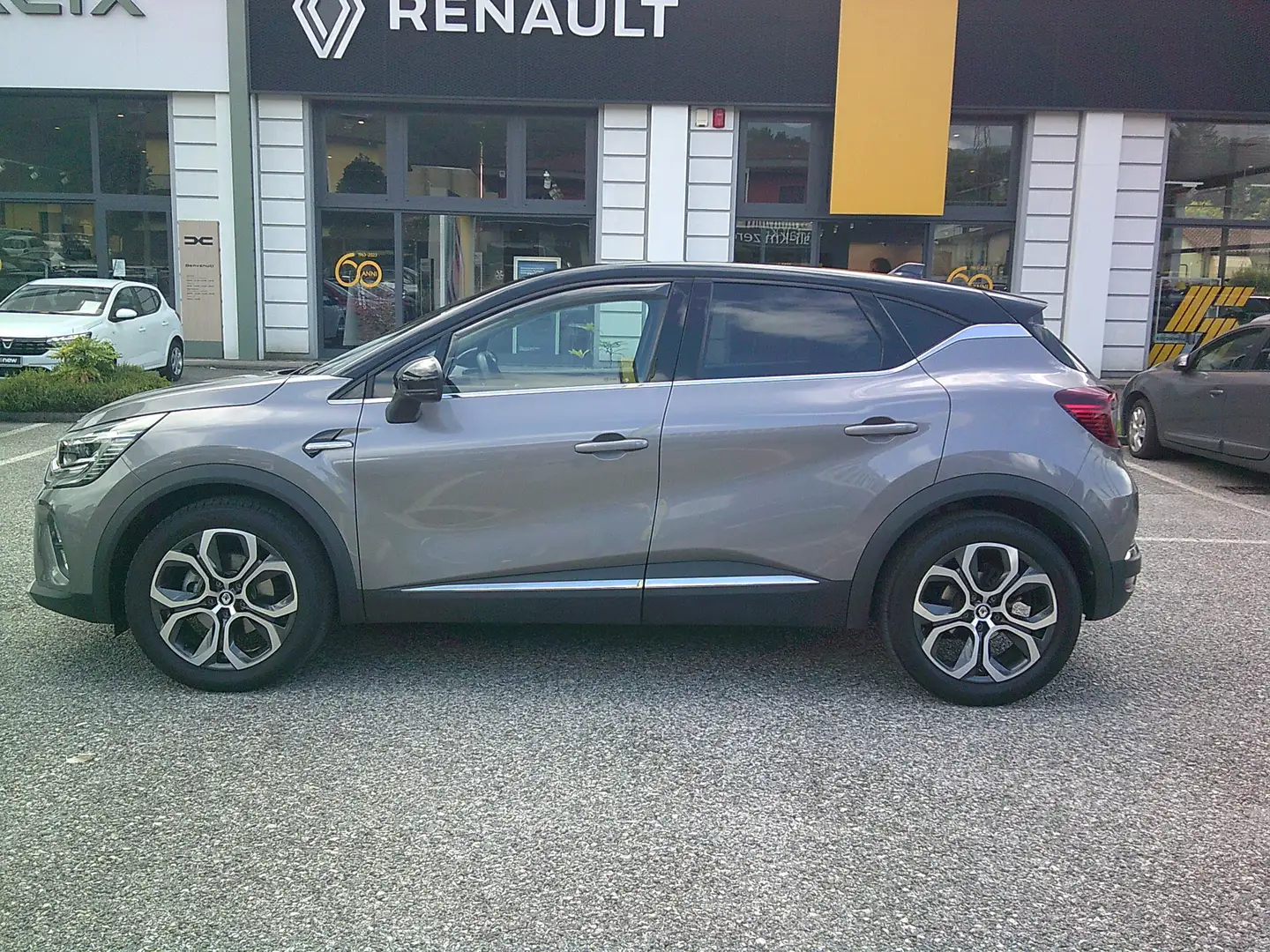 Renault Captur Captur II 2019 1.6 E-Tech hybrid Intens 145cv auto Grigio - 2