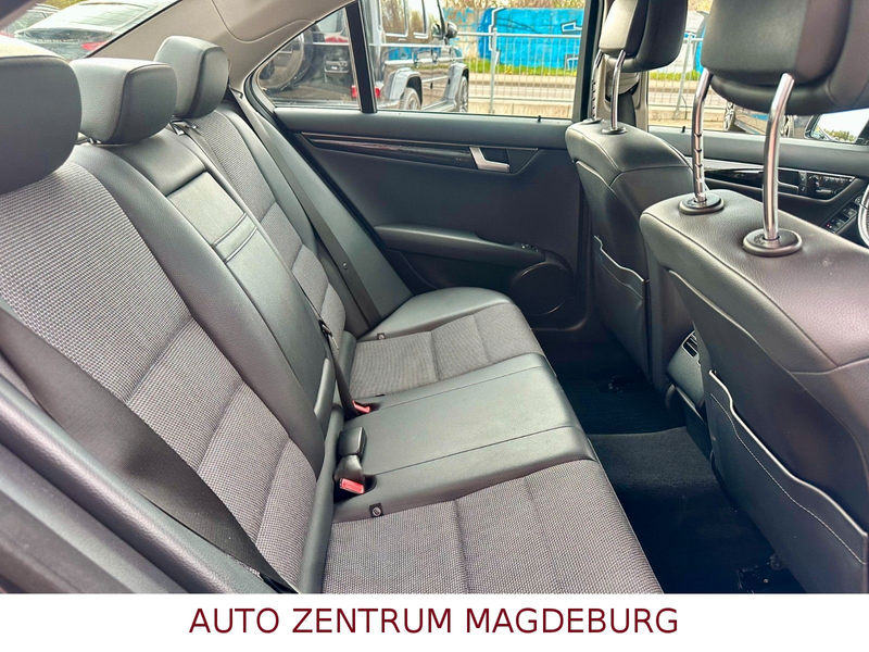 Mercedes-Benz C 250 C250 Lim. *AVANTGARDE*4MATIC*AUTOMA*XENON*TEMPO* — photo 13