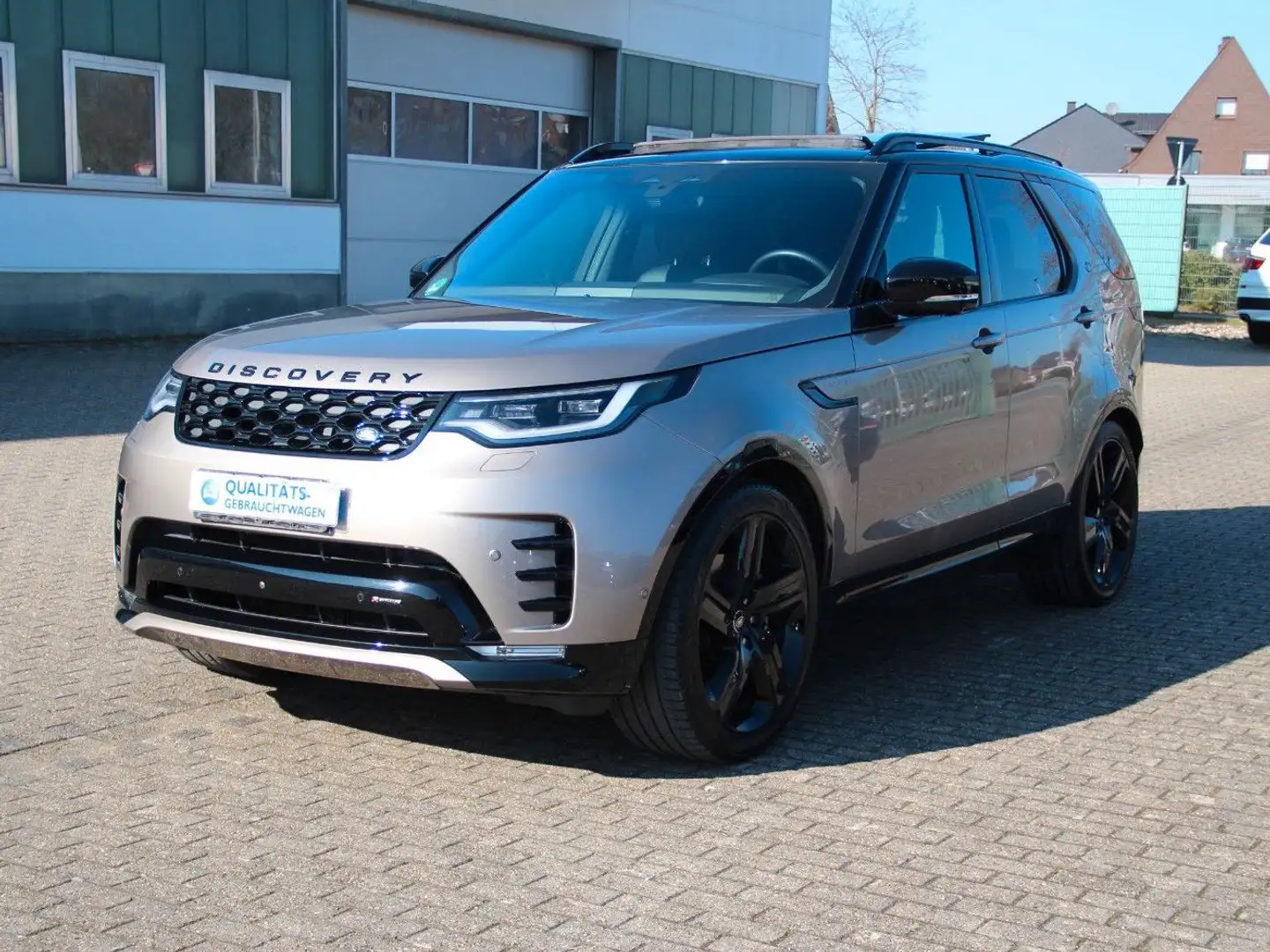 Land Rover Discovery 5 R-Dynamic HSE D300 AWD, Pano,Massage Marrón - 2